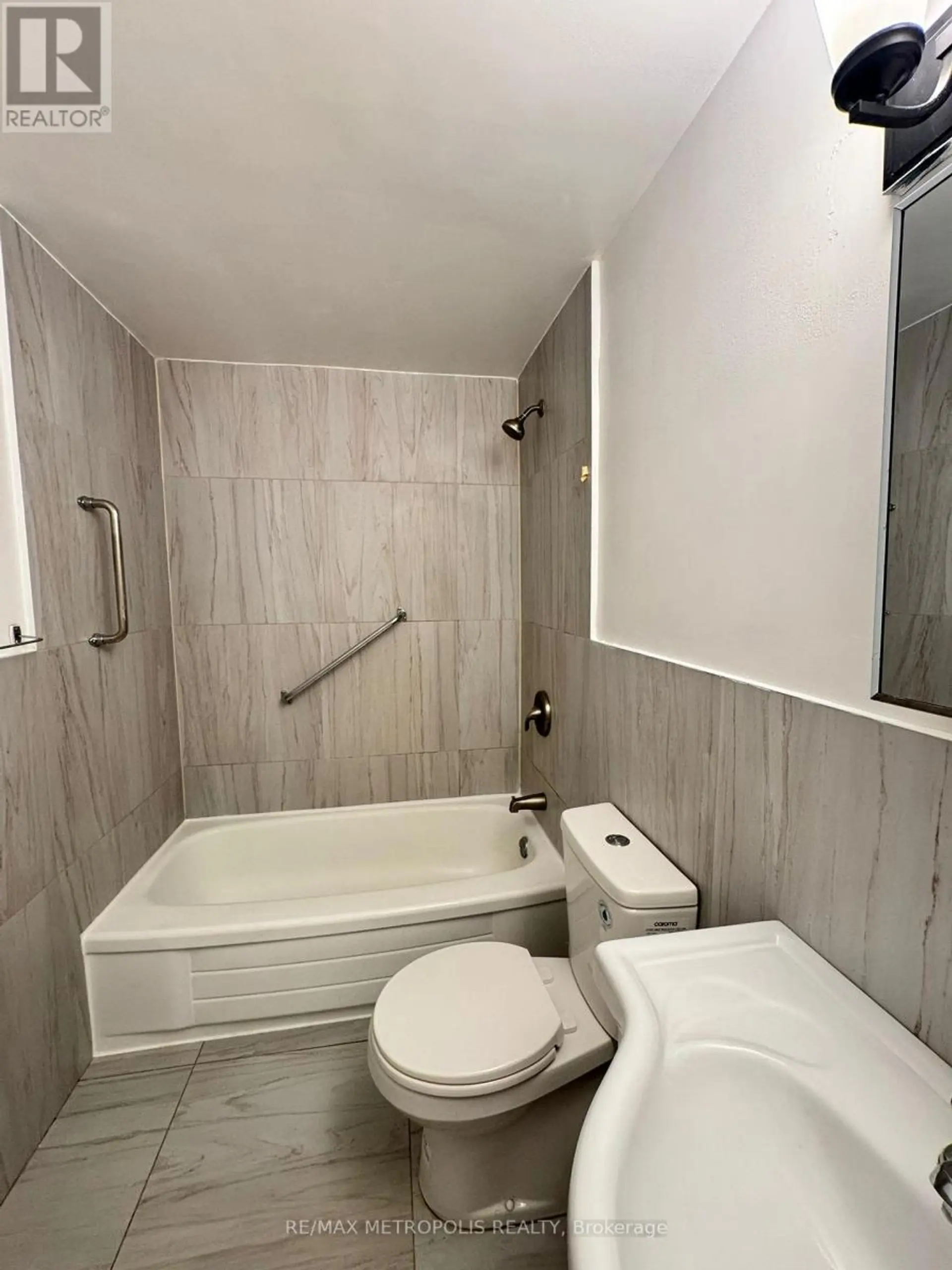 #202 1445 WILSON AVENUE - Image 16
