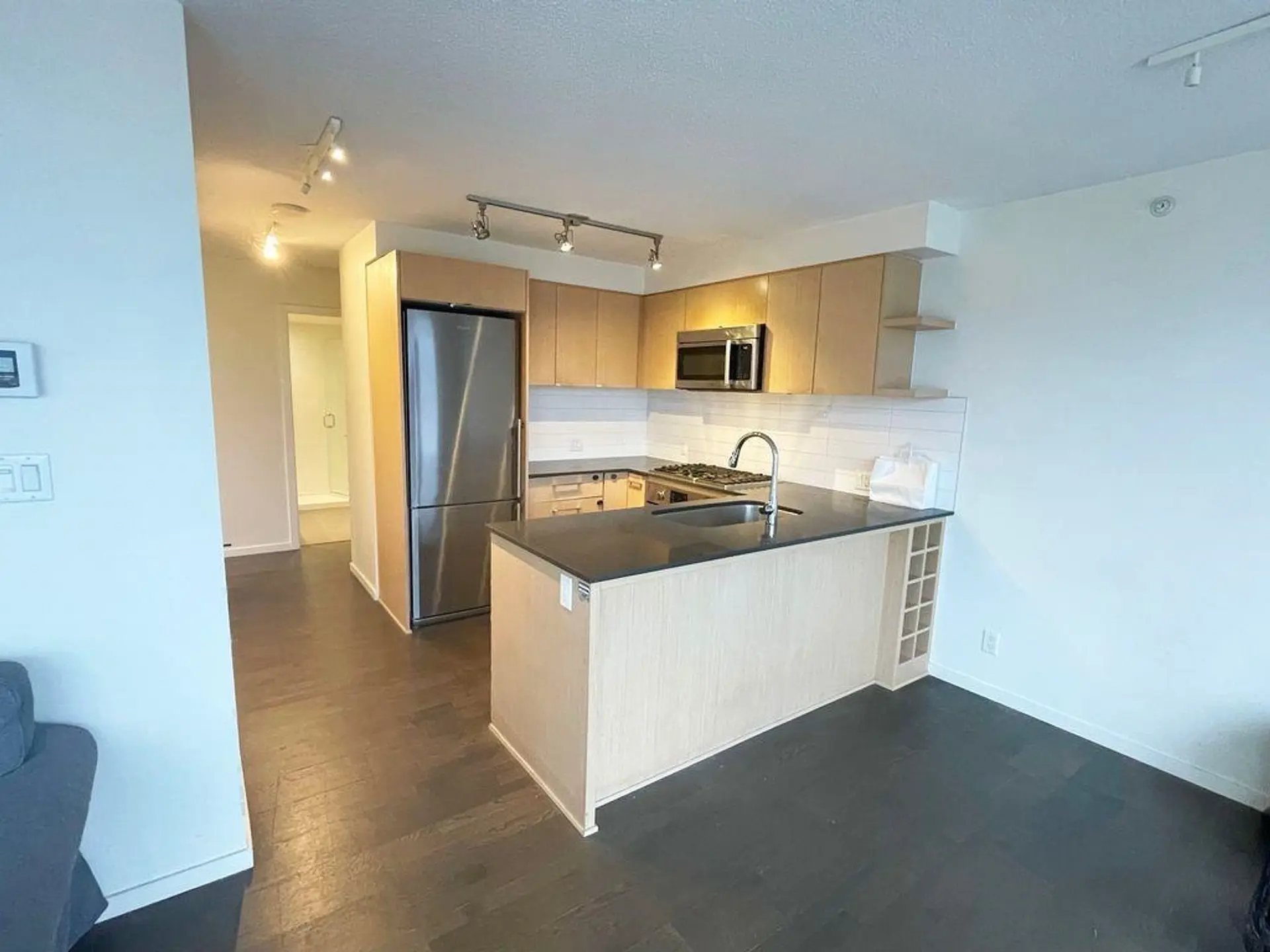 #912 7788 Ackroyd Road - Image 7