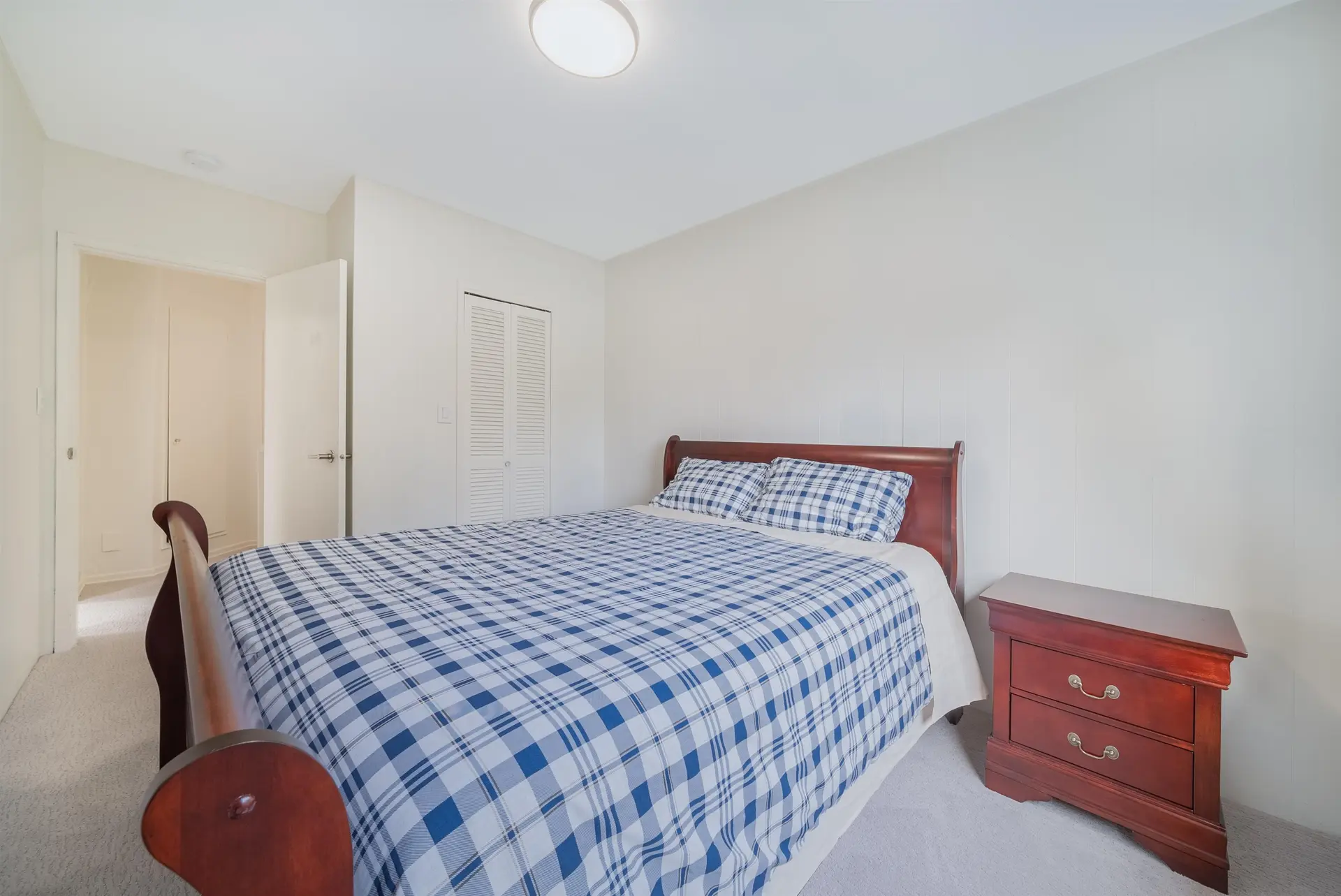 5258 Sunshine Coast Highway - Image 7
