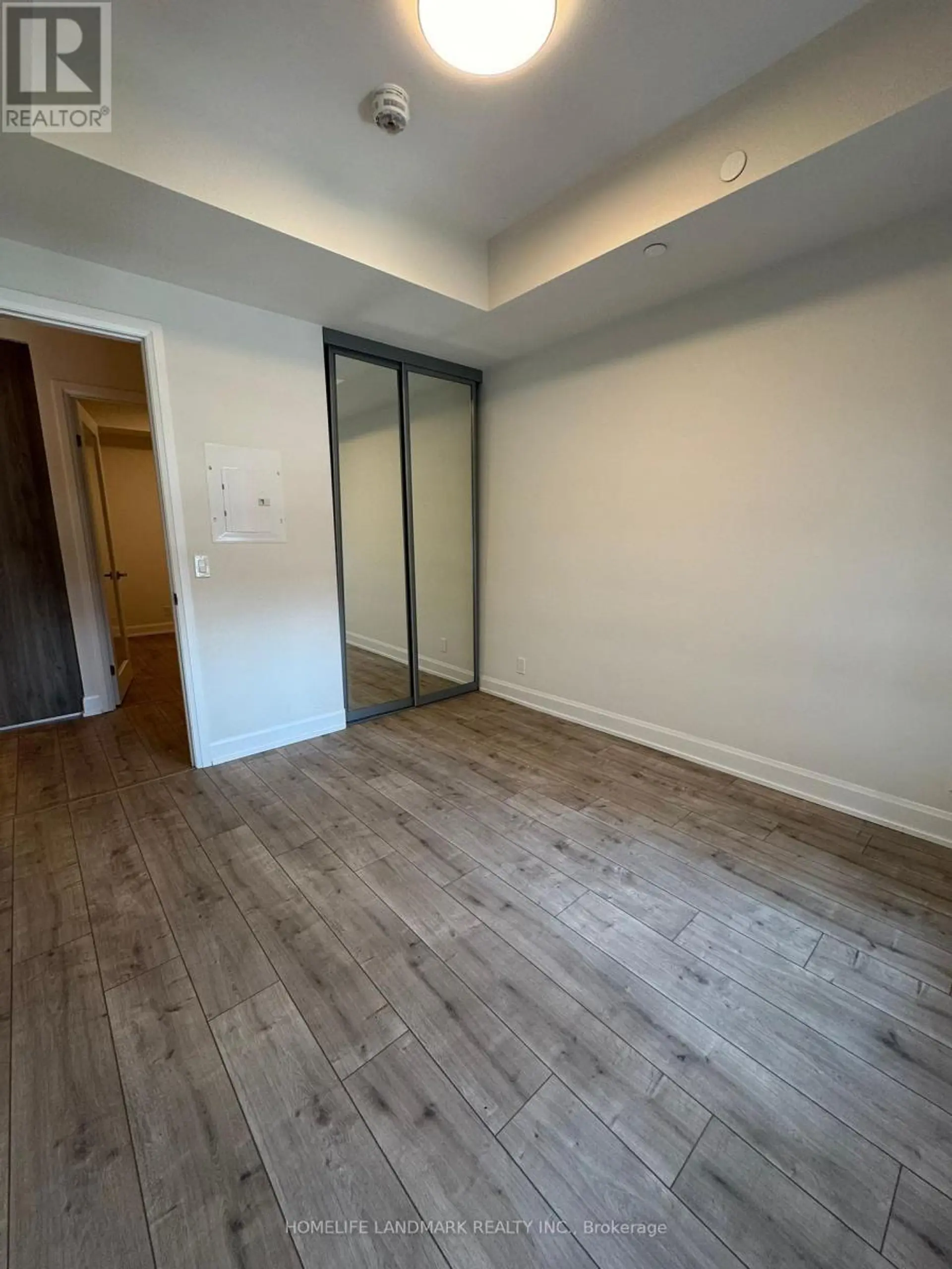 #629 38 WATER WALK DRIVE - Image 8