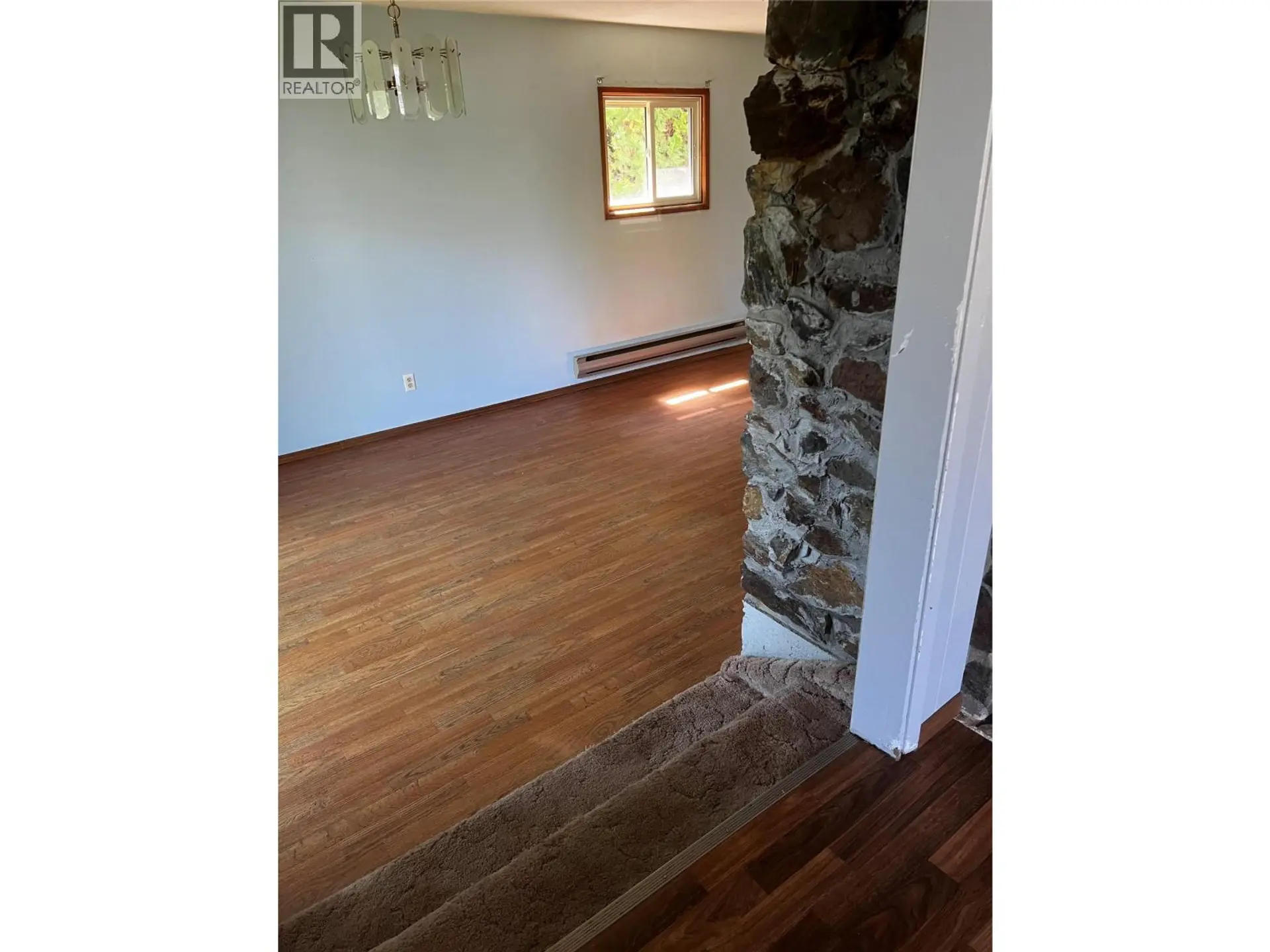 28 Willow Crescent - Image 4