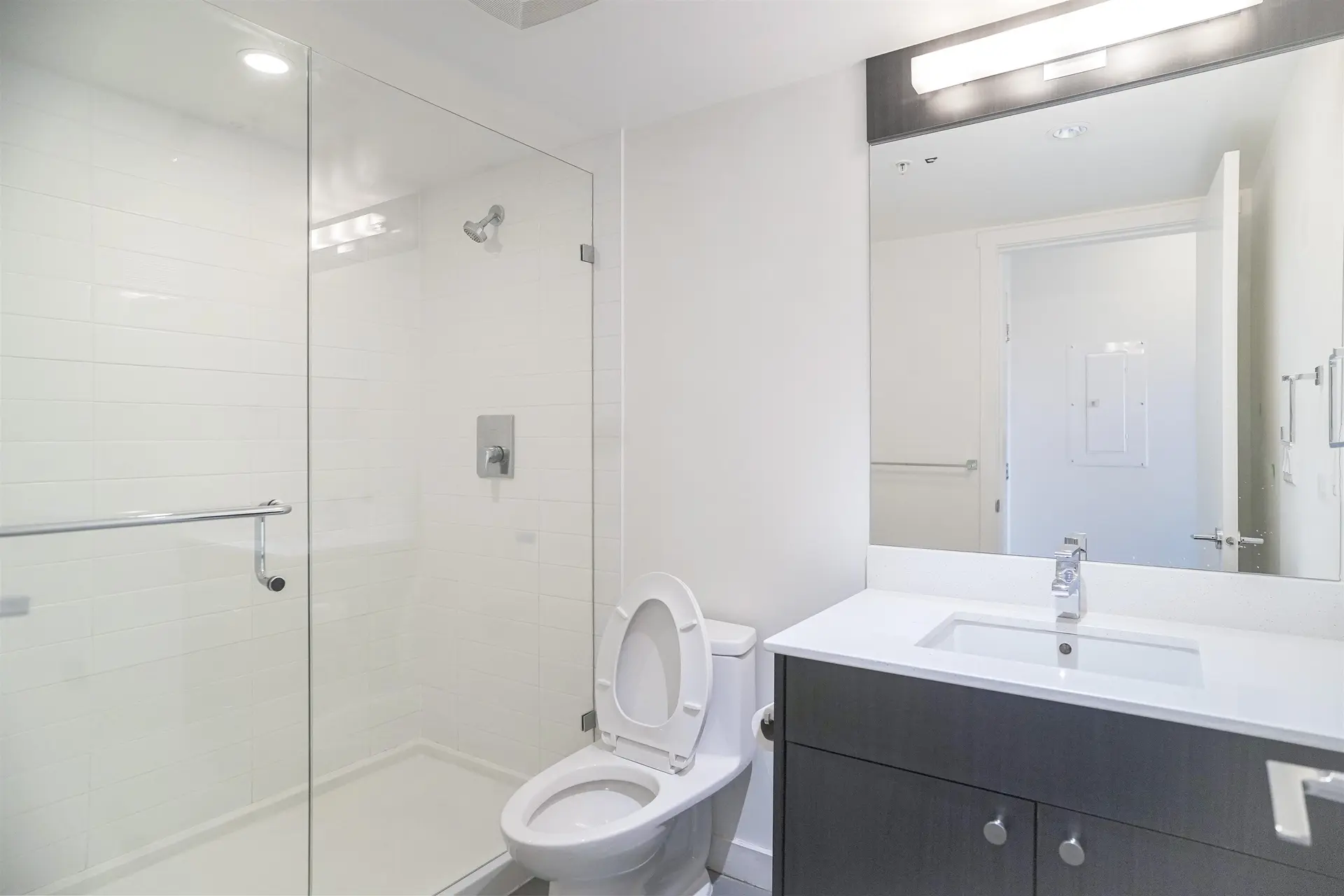 #1705 608 Belmont Street - Image 13