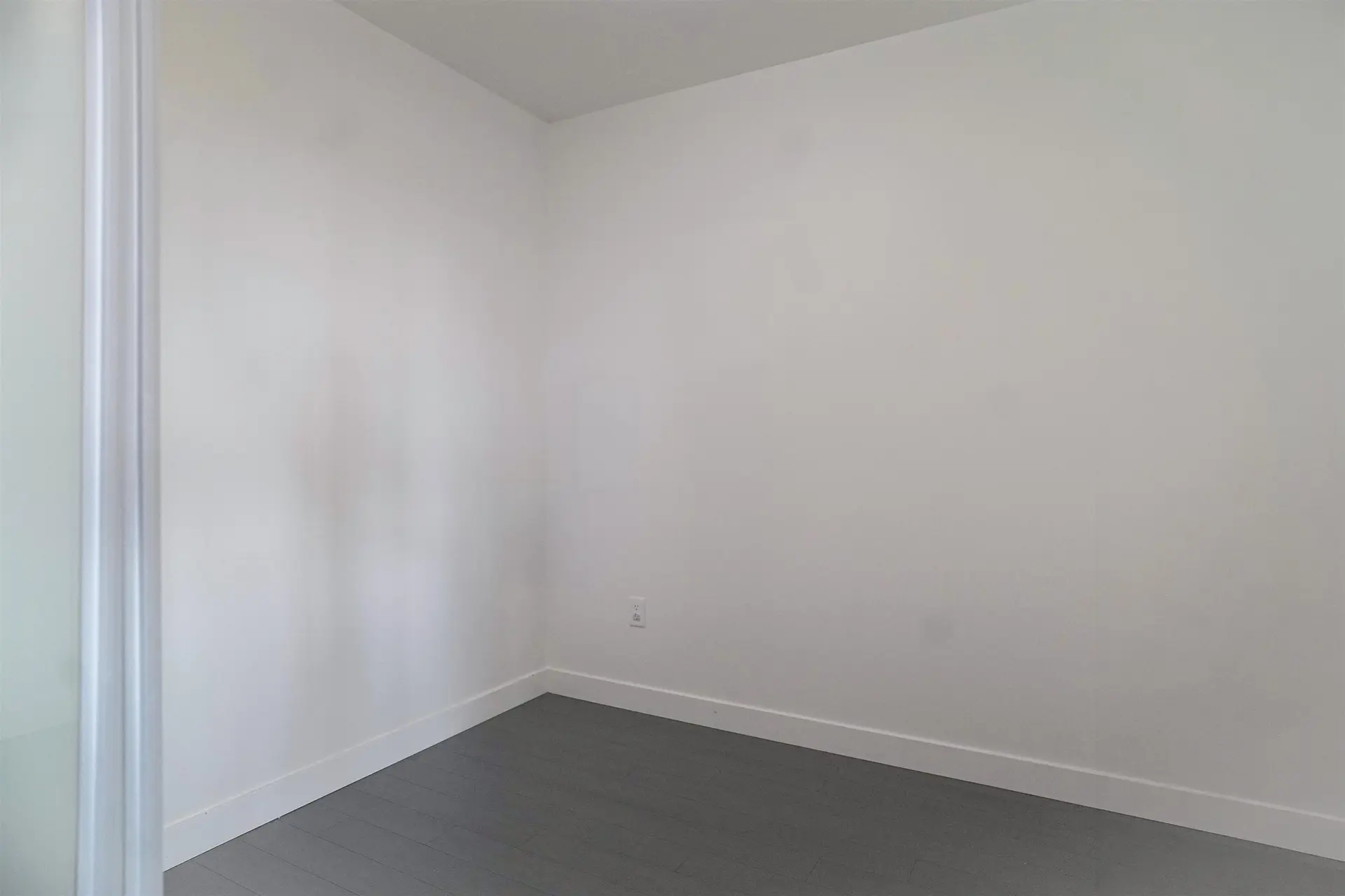 #1705 608 Belmont Street - Image 12