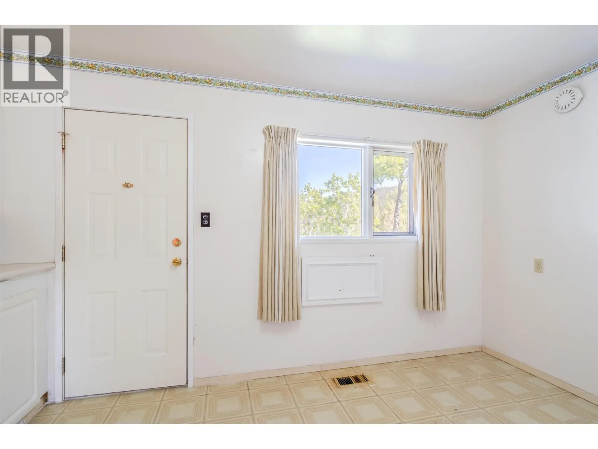 125-145 DOGWOOD AVENUE - Image 9