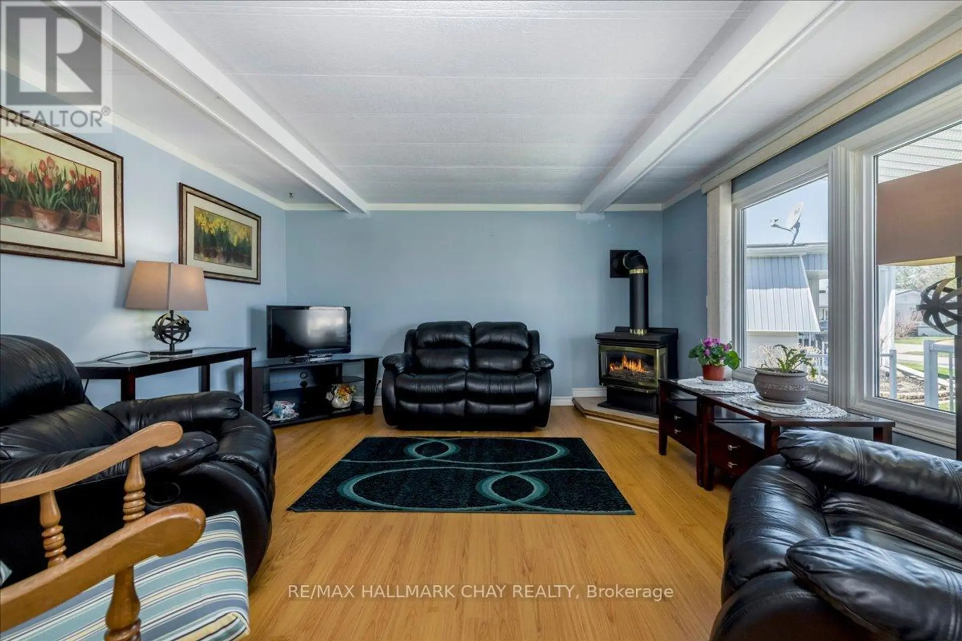 79 LINDEN LANE - Image 3