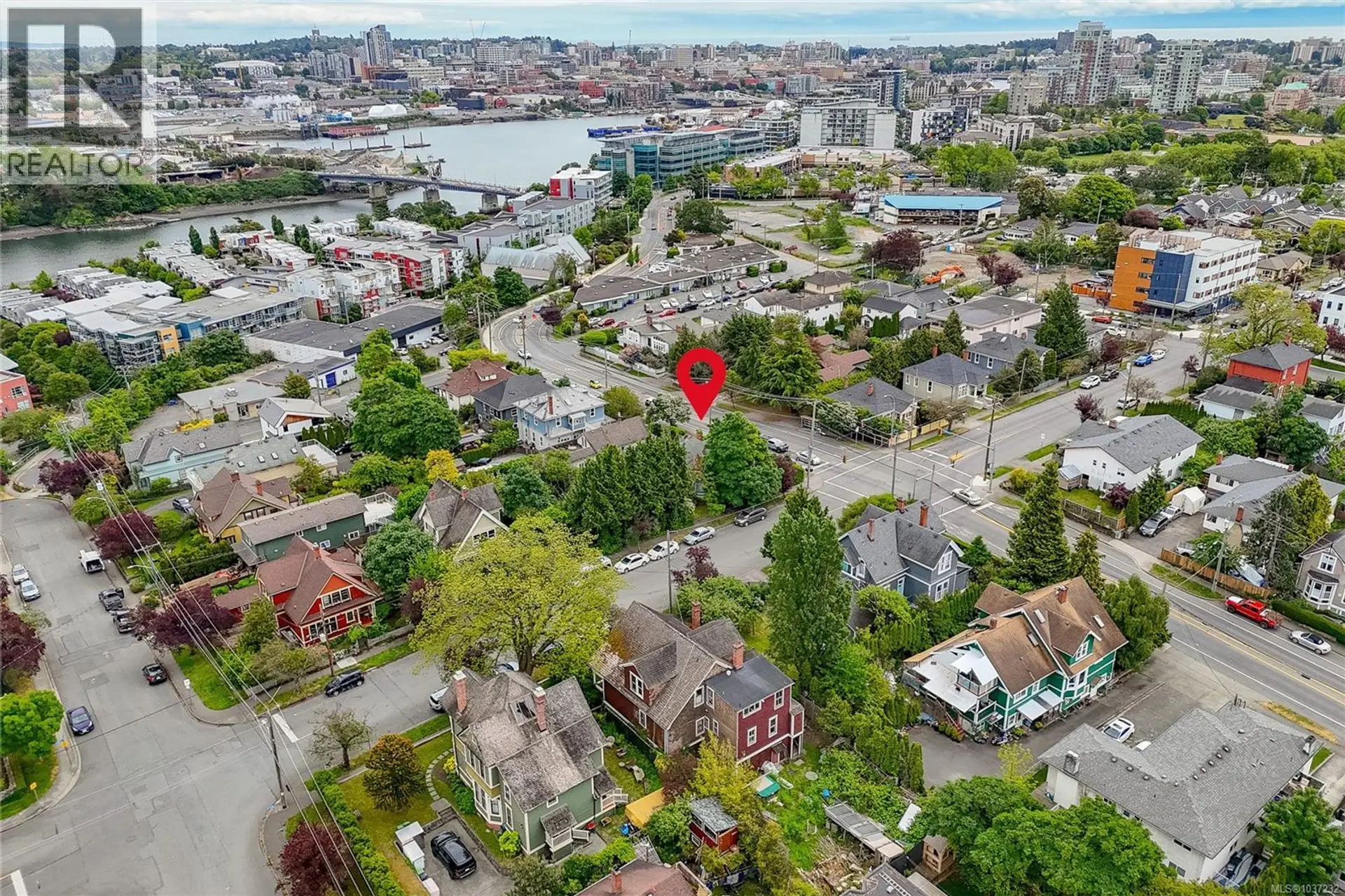 225 Skinner St SE - Image 8