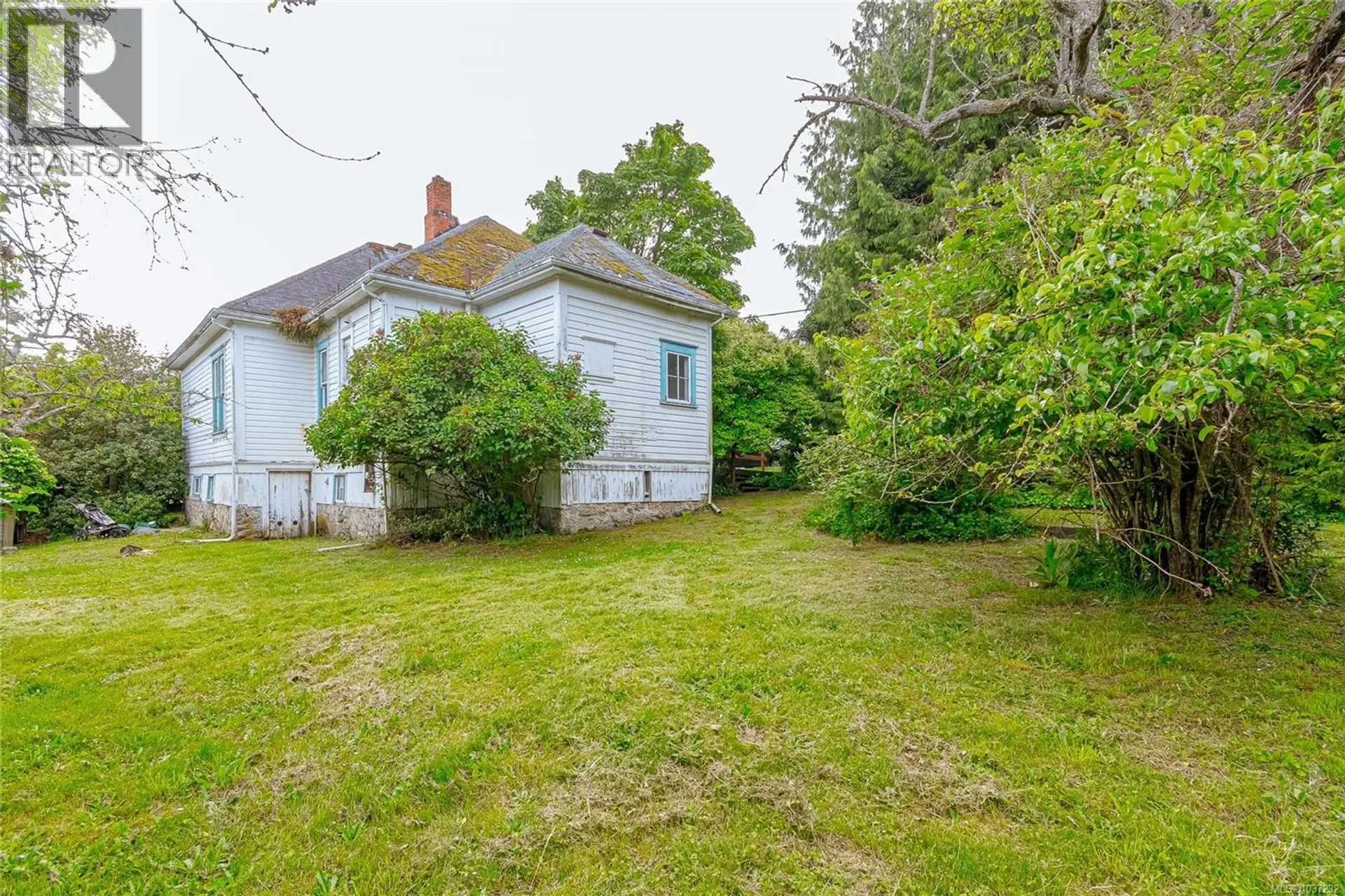 225 Skinner St SE - Image 4