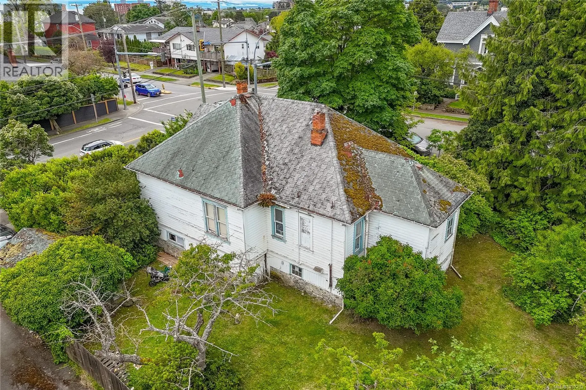 225 Skinner St SE - Image 3