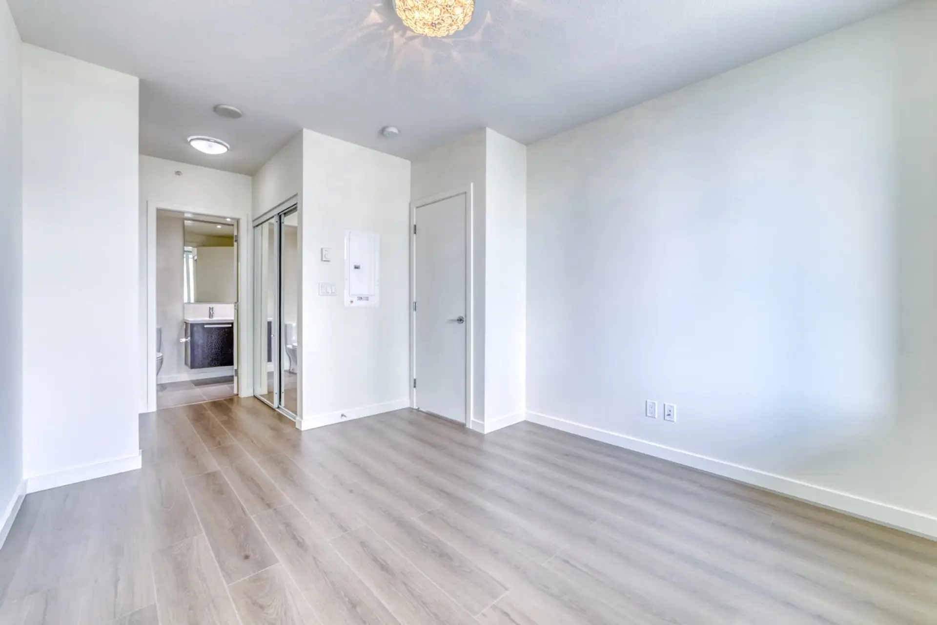 #2007 6333 Silver Avenue - Image 11