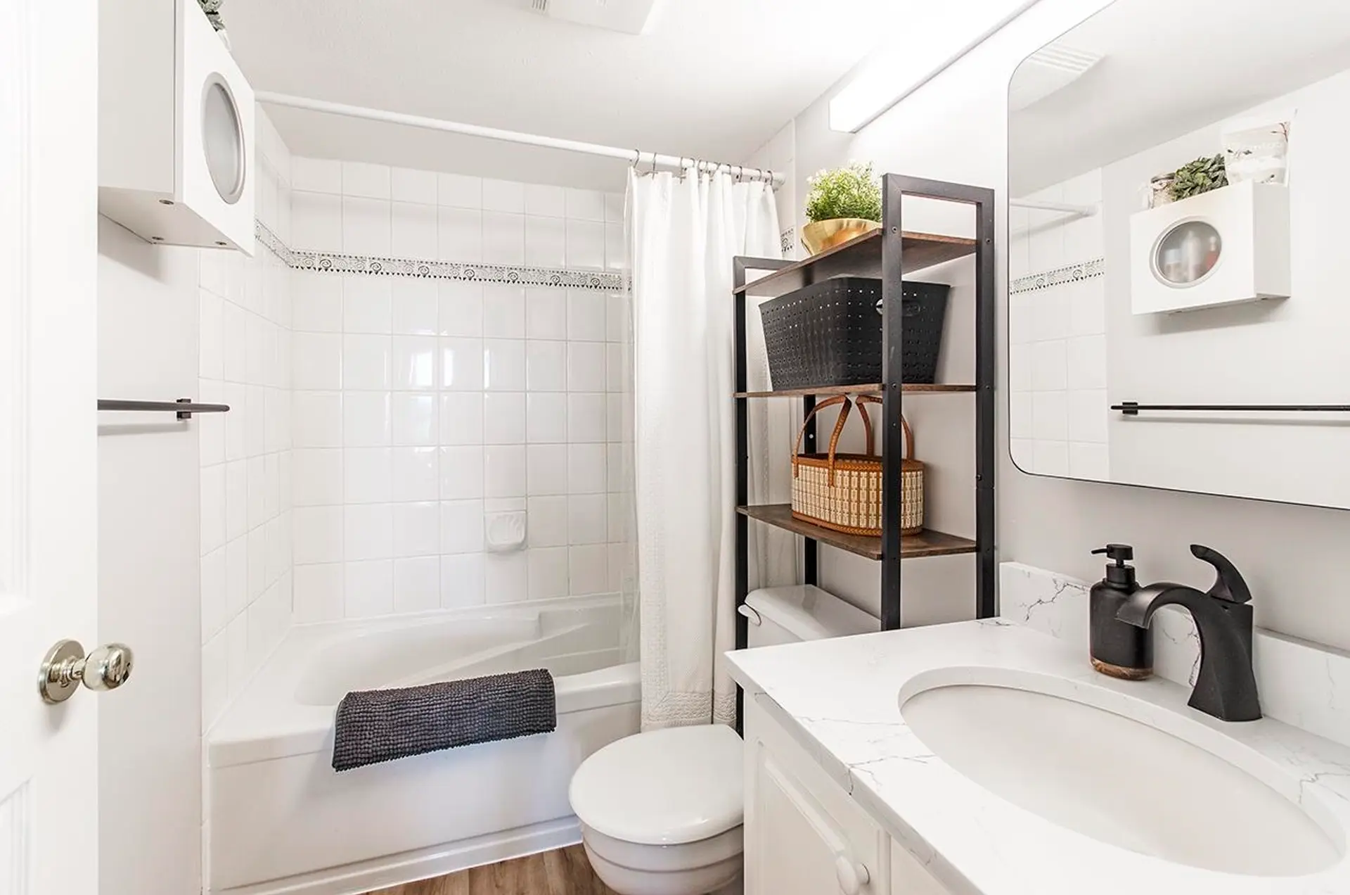 #305 155 E 3rd Street - Image 13