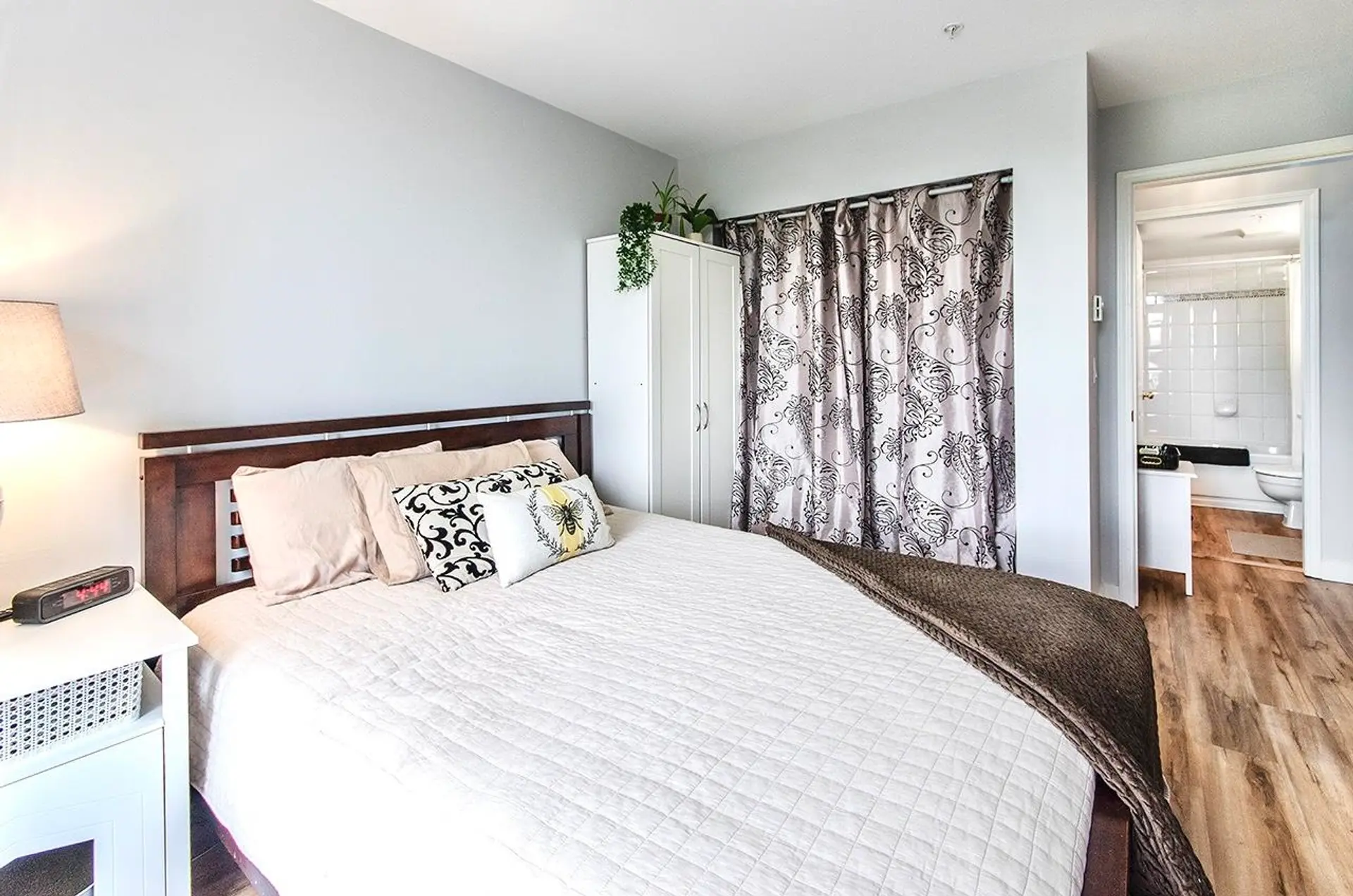 #305 155 E 3rd Street - Image 14