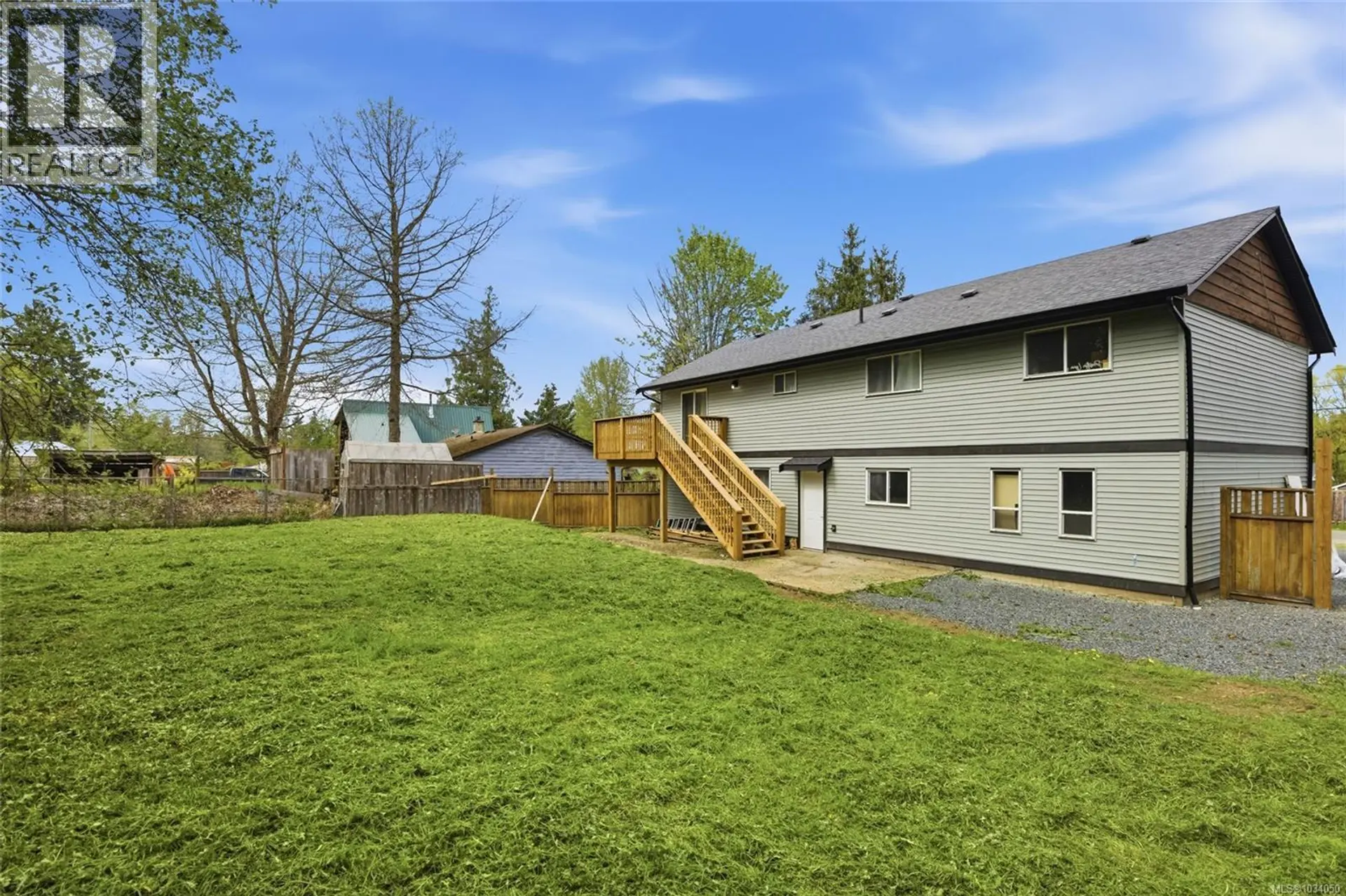 Property at 953 Poplar Way, Whiskey Creek, BC