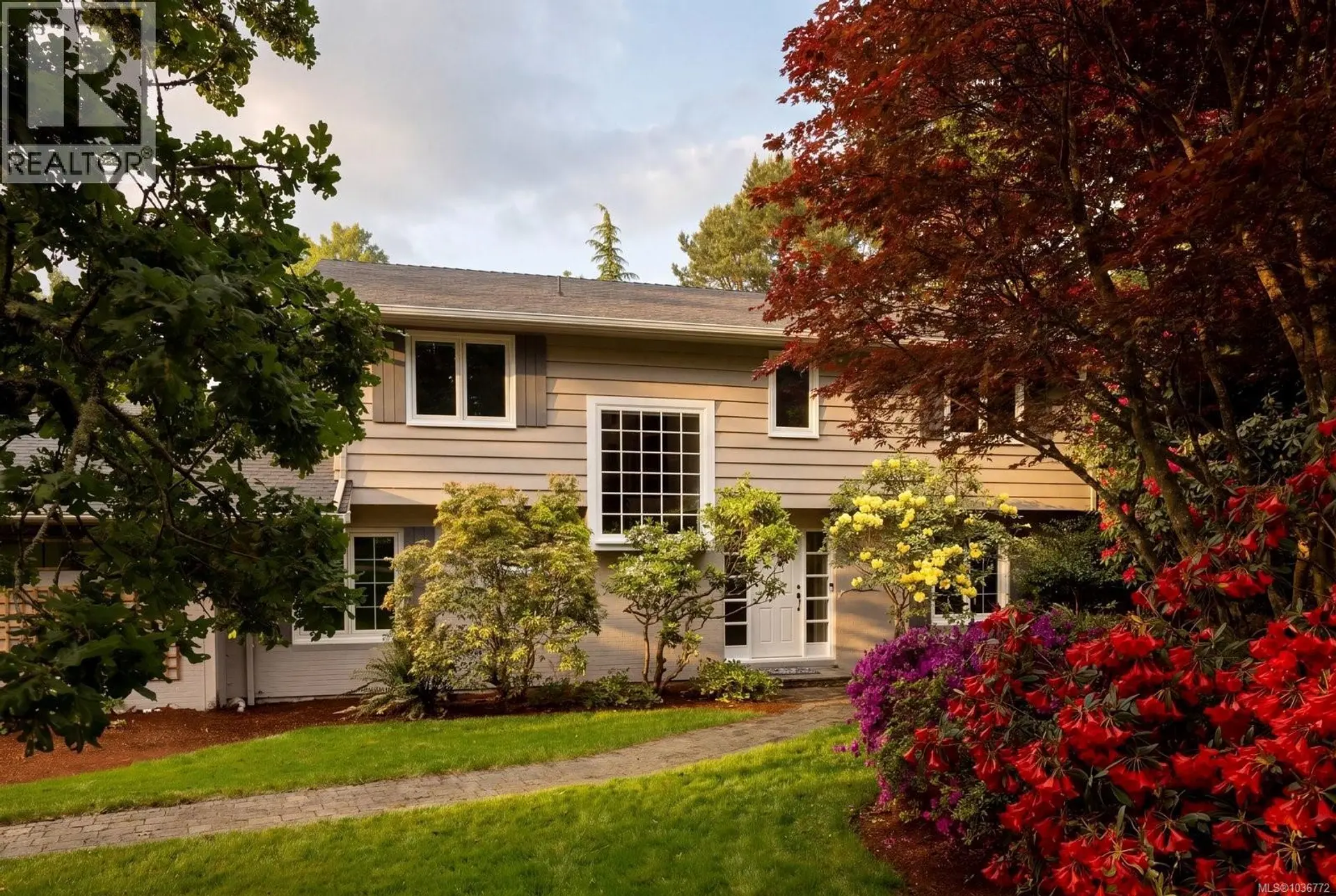 Property at 3215 Norfolk Rd, Oak Bay, BC