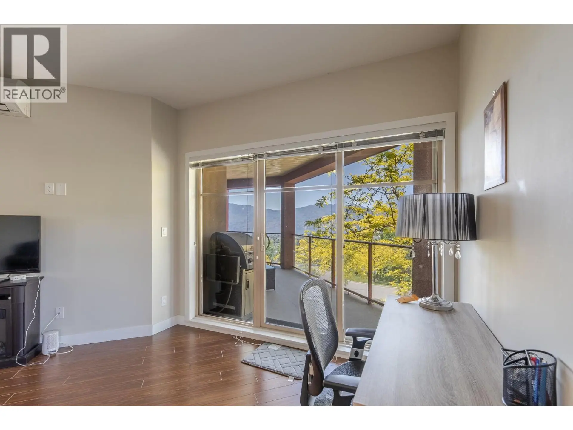 #310 3205 Skyview Lane - Image 7