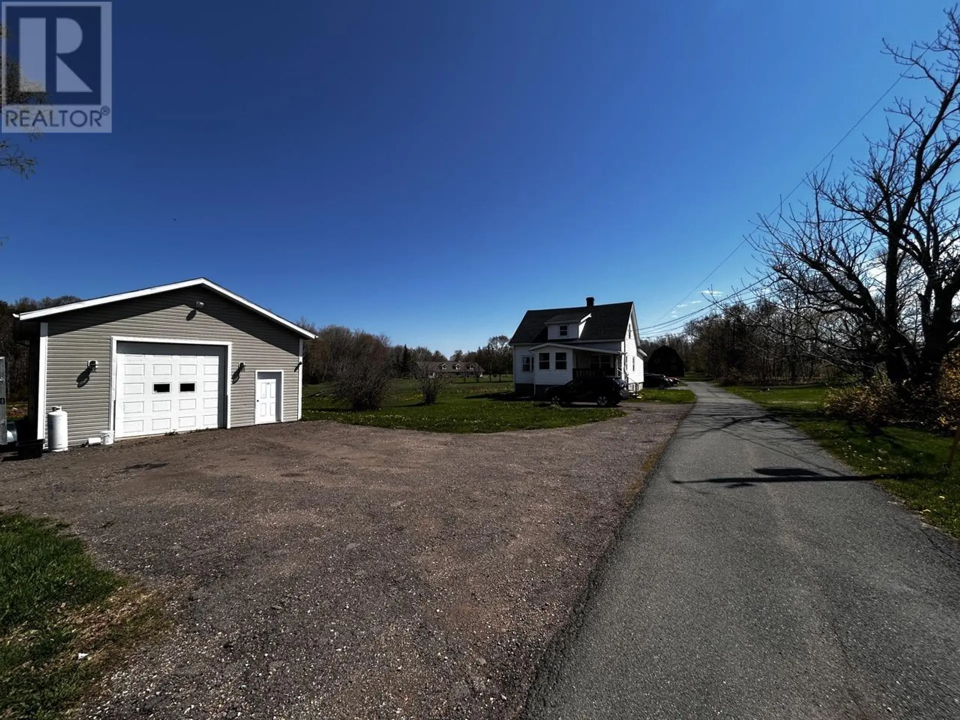 5 Dairy Lane - Image 2