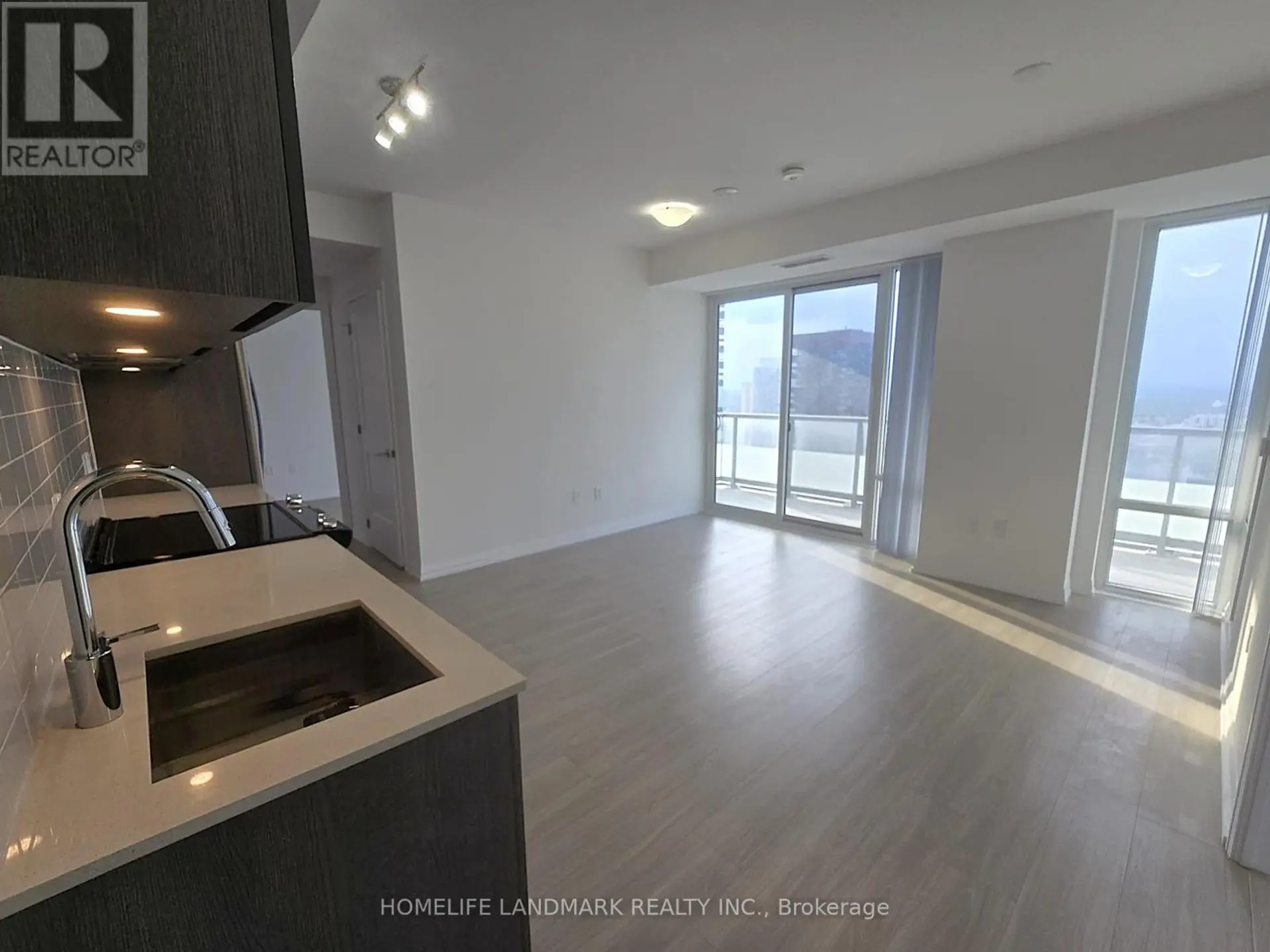 #3318 50 DUNFIELD AVENUE - Image 9