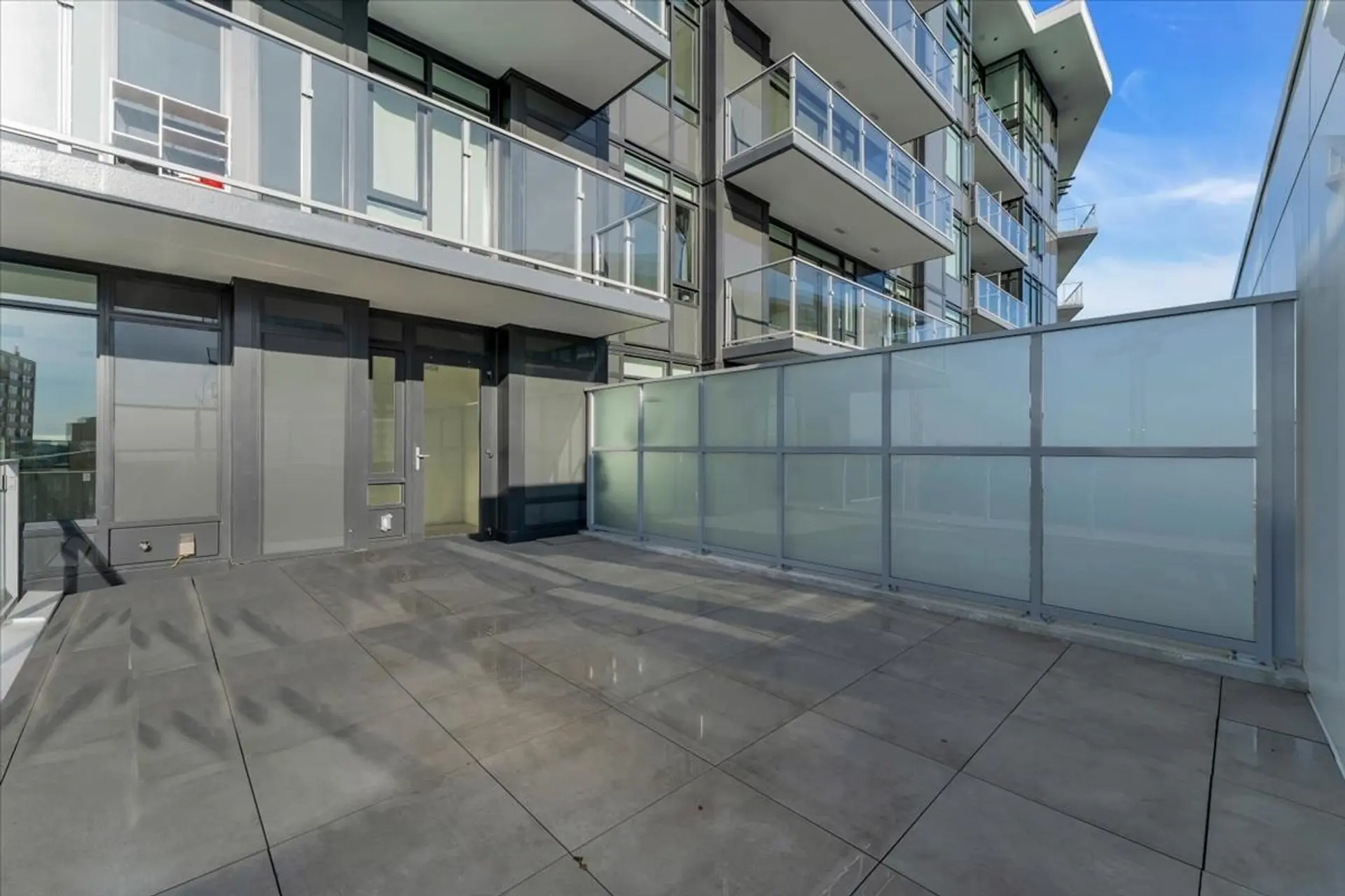 #933 6300 Minoru Boulevard - Image 15