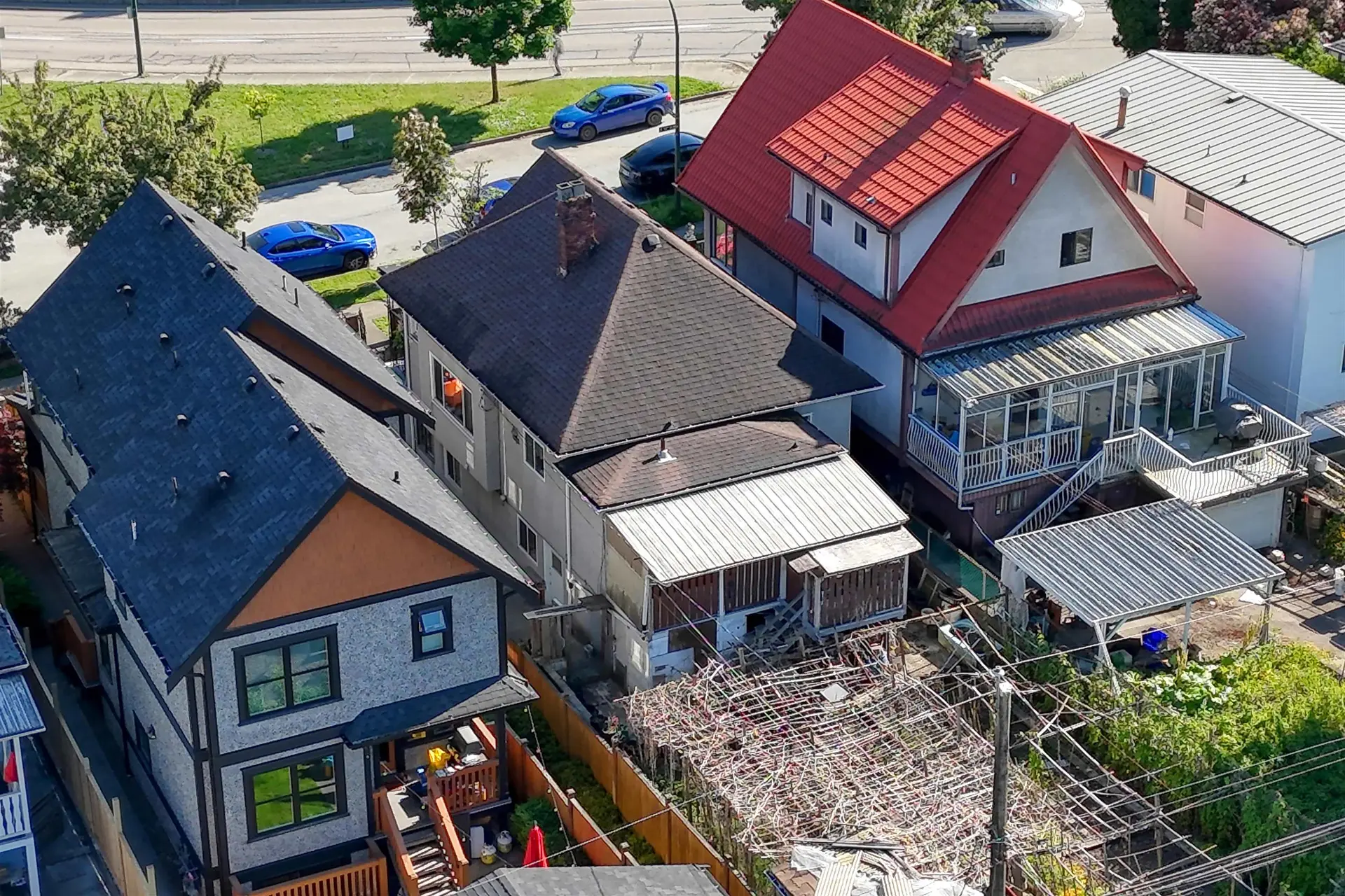 1349 E 14th Avenue - Image 6