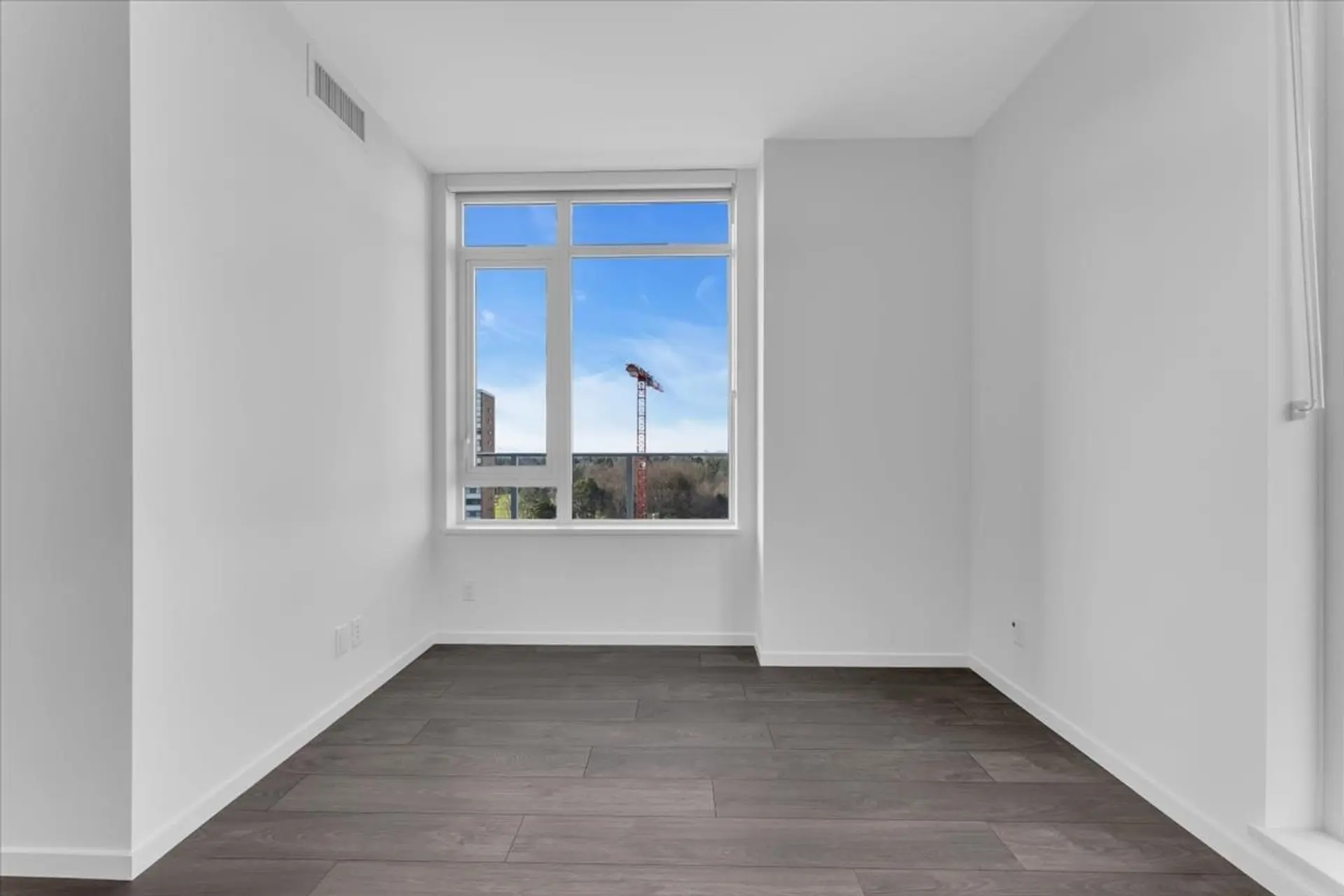 #1201 6300 Minoru Boulevard - Image 2