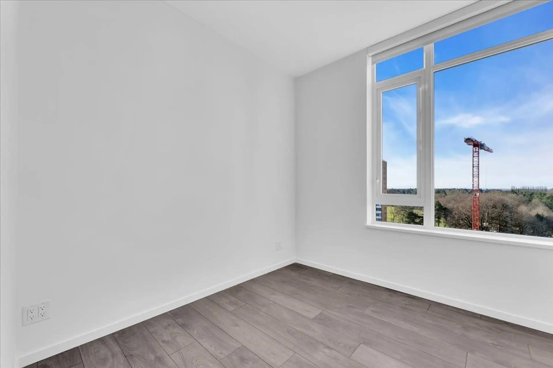 #1201 6300 Minoru Boulevard - Image 12