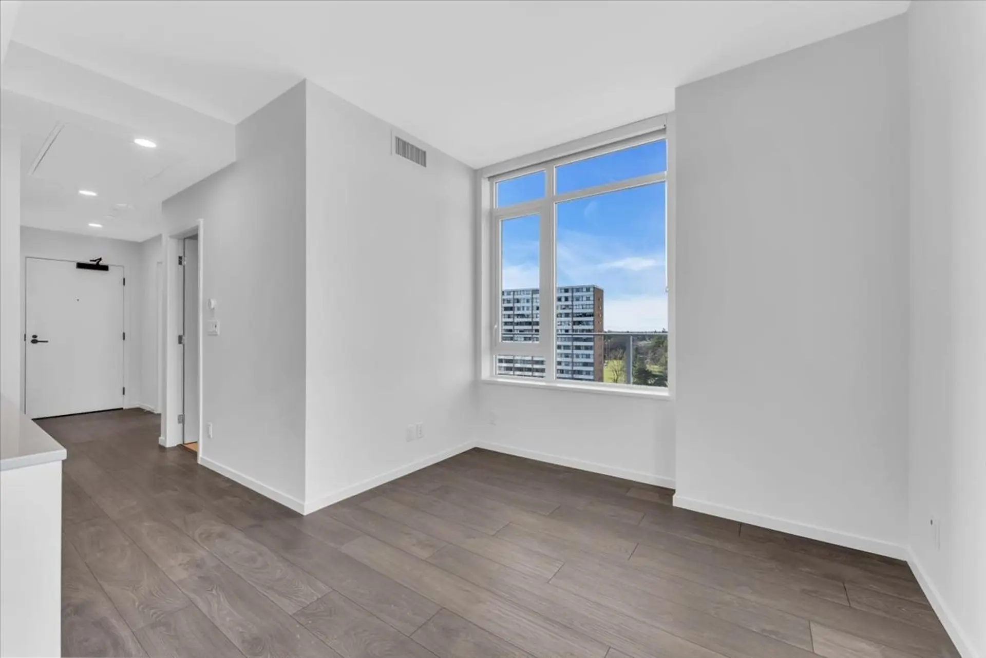 #1201 6300 Minoru Boulevard - Image 3