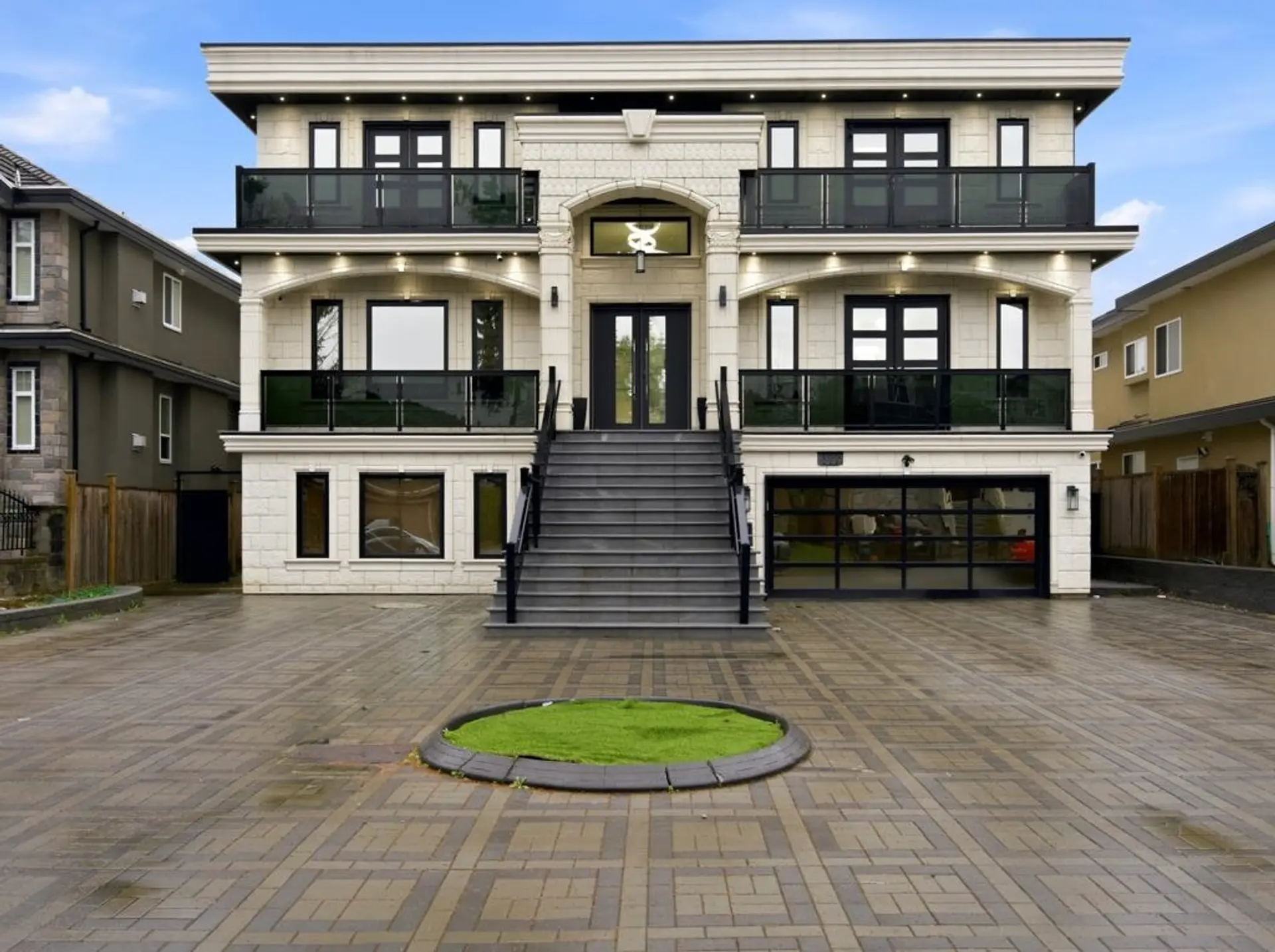 Property at 6899 Clevedon Drive, Surrey, BC