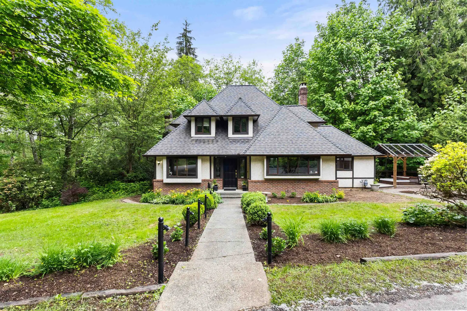 Property at 25393 112 Avenue, Maple Ridge, BC