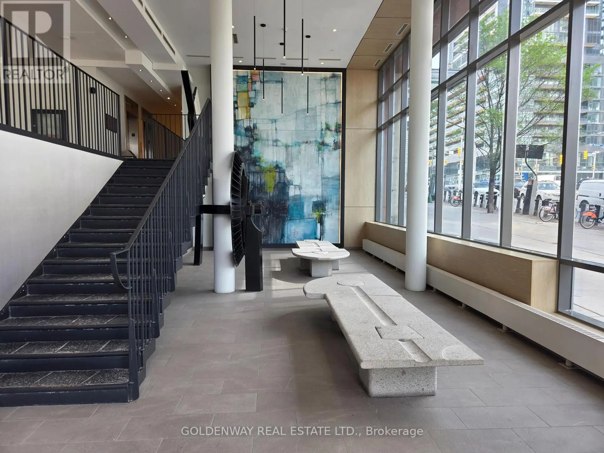 #617 15 BRUNEL COURT - Image 4
