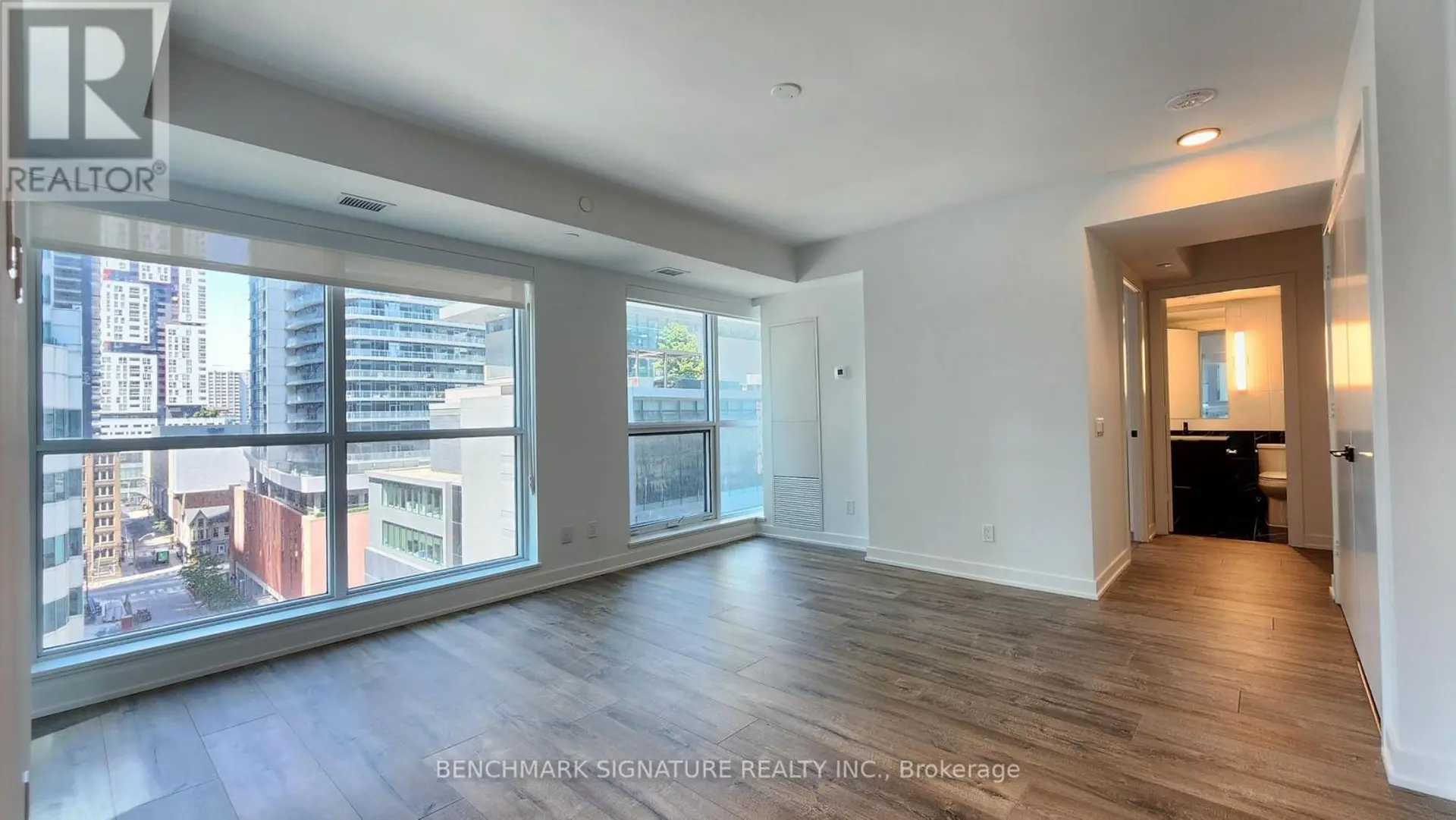 #1506 327 KING STREET W - Image 12