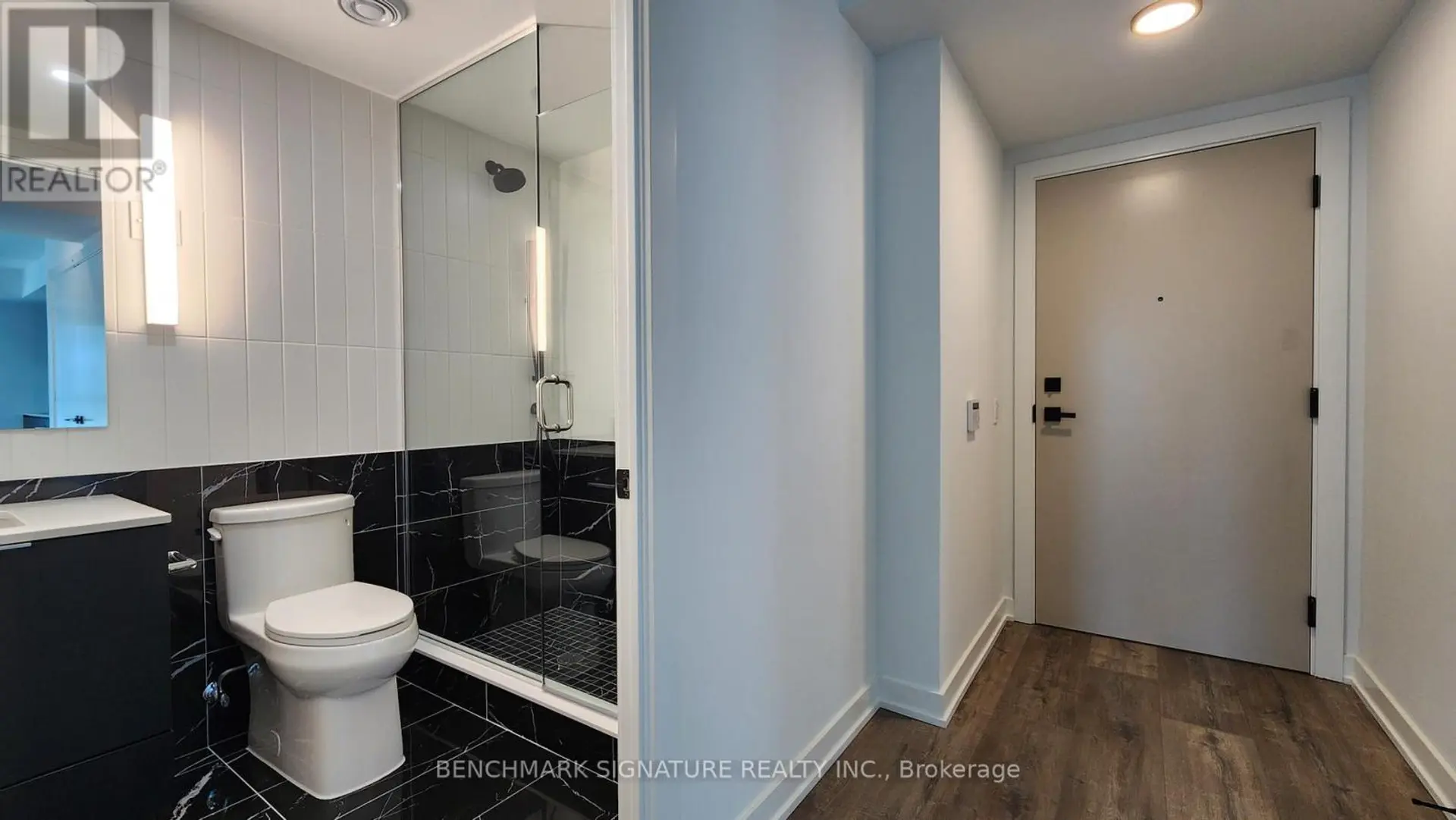 #1506 327 KING STREET W - Image 16