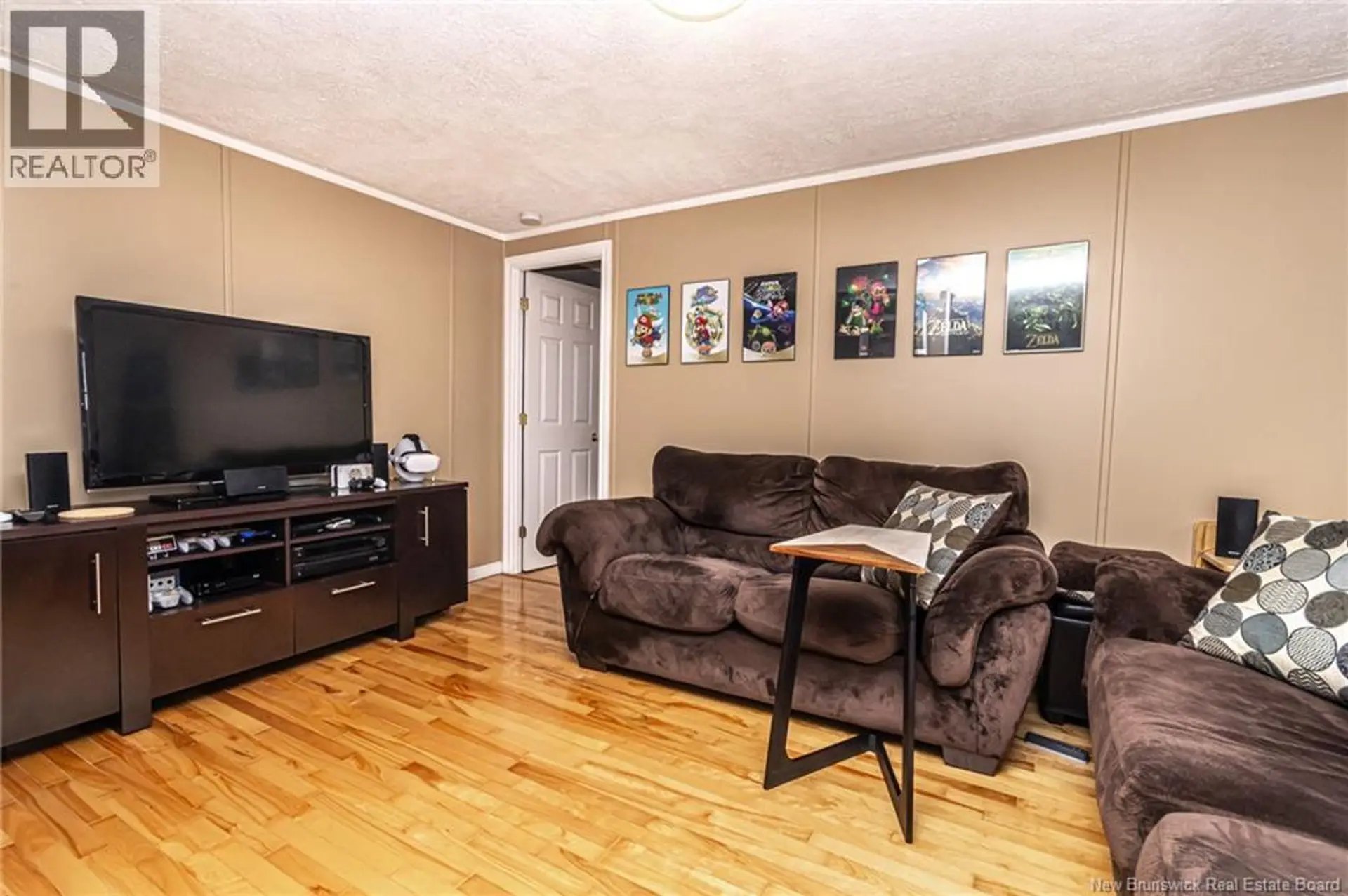 86 Hedgeview Drive - Image 14