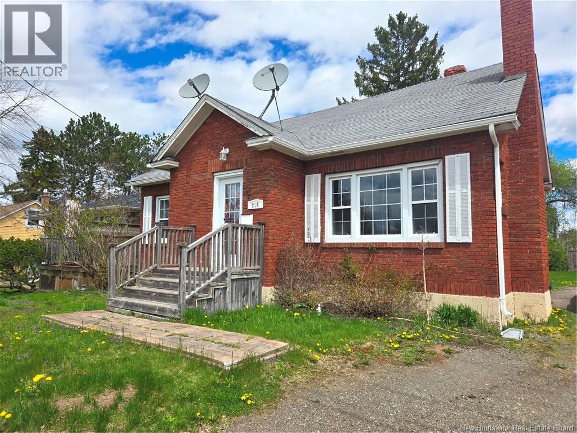 216 Cleveland - Image 1