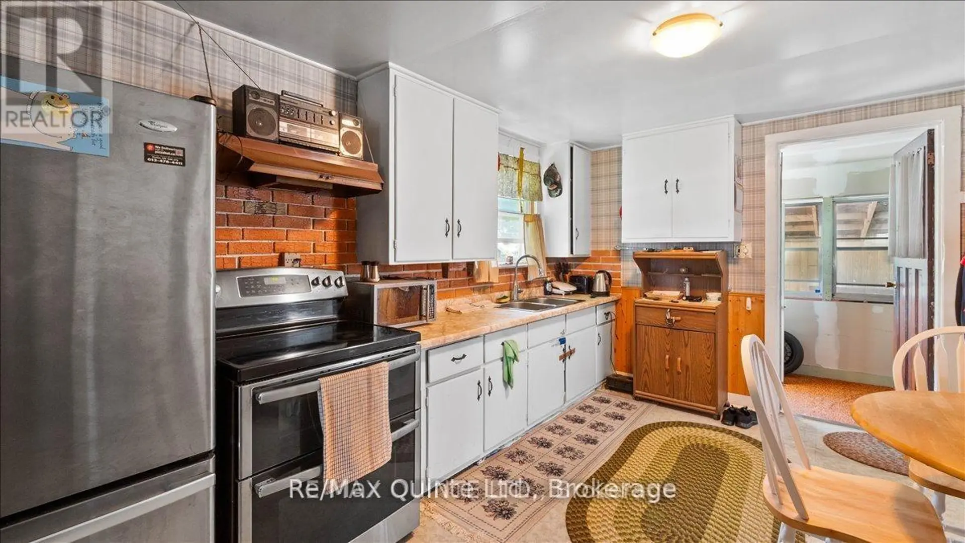 23 FAWCETT AVENUE - Image 11