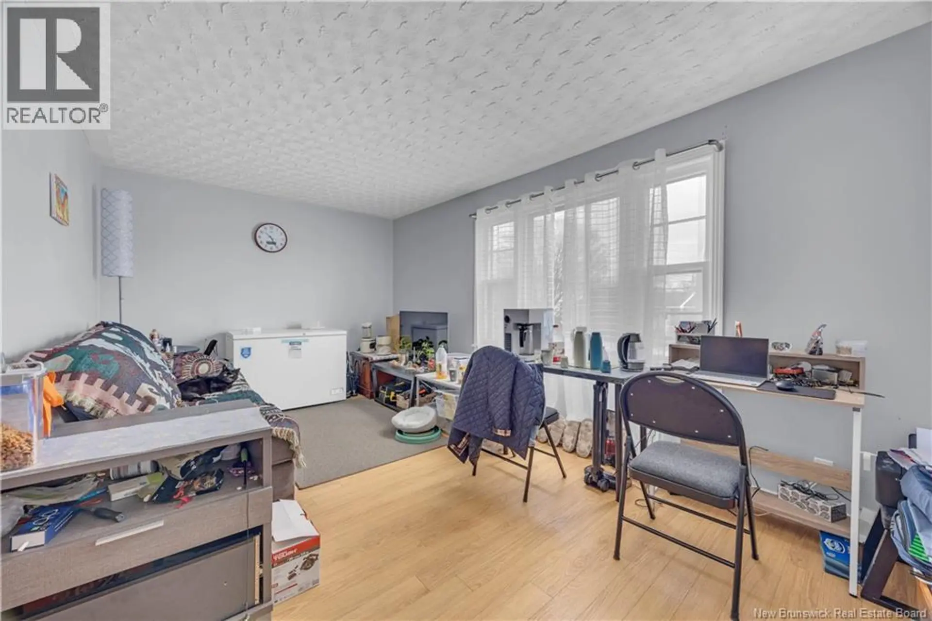 215 Somerset Street - Image 16