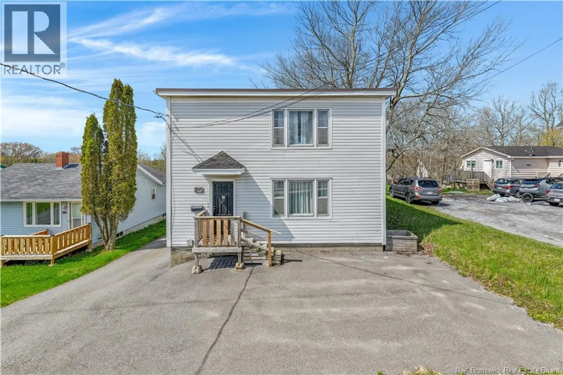 215 Somerset Street - Image 2