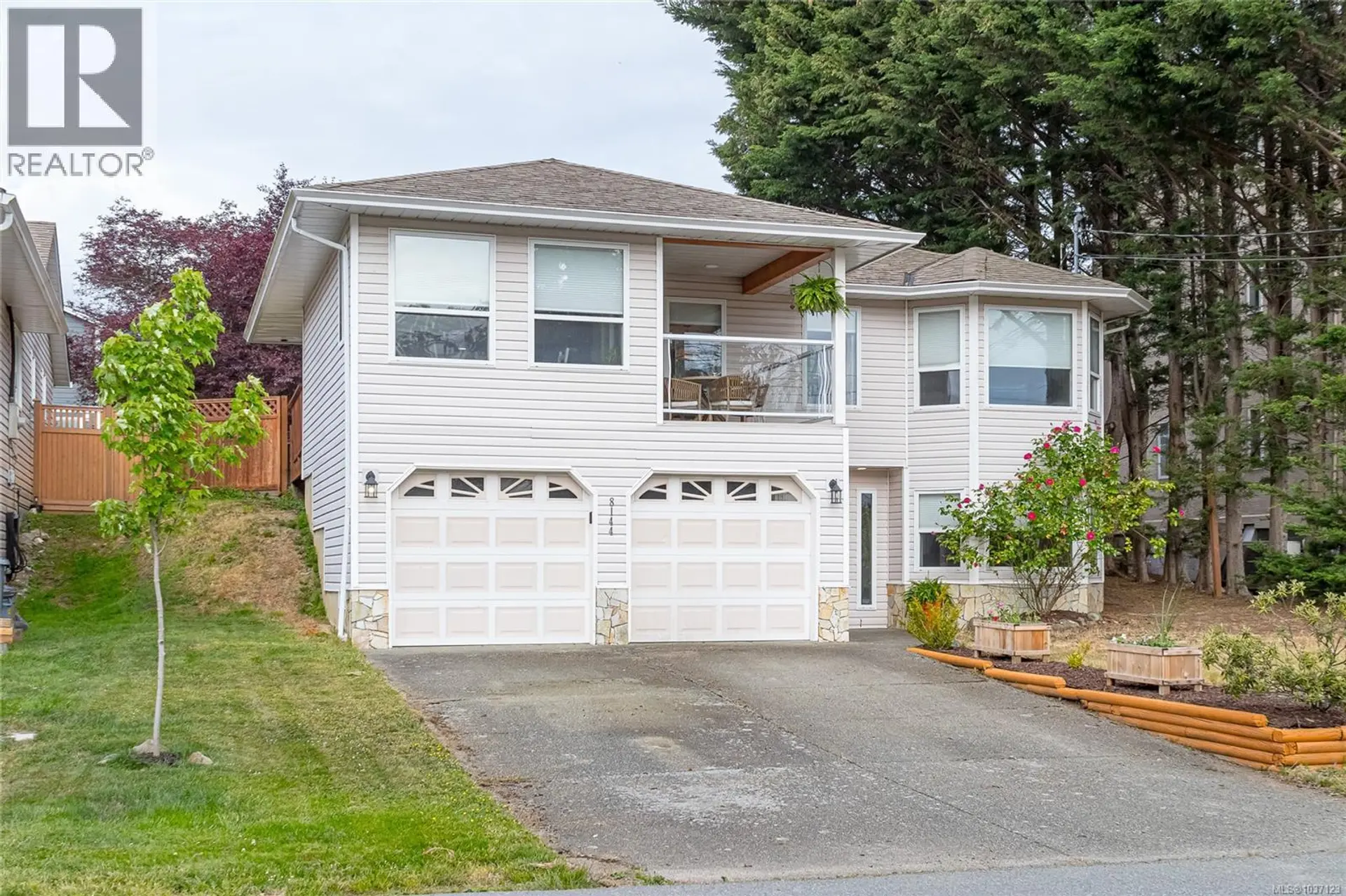 Property at 8144 Arthur St, Crofton, BC