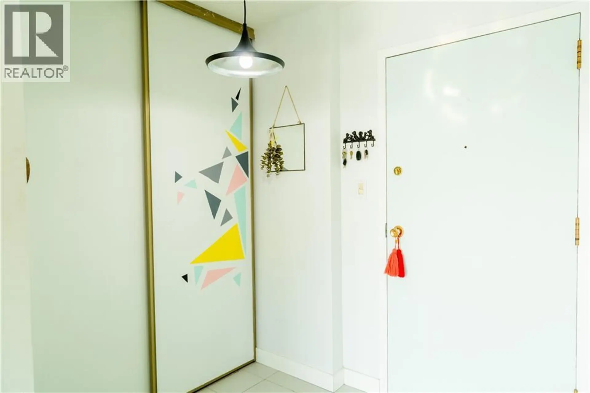 #405 523 15 Avenue SW - Image 13