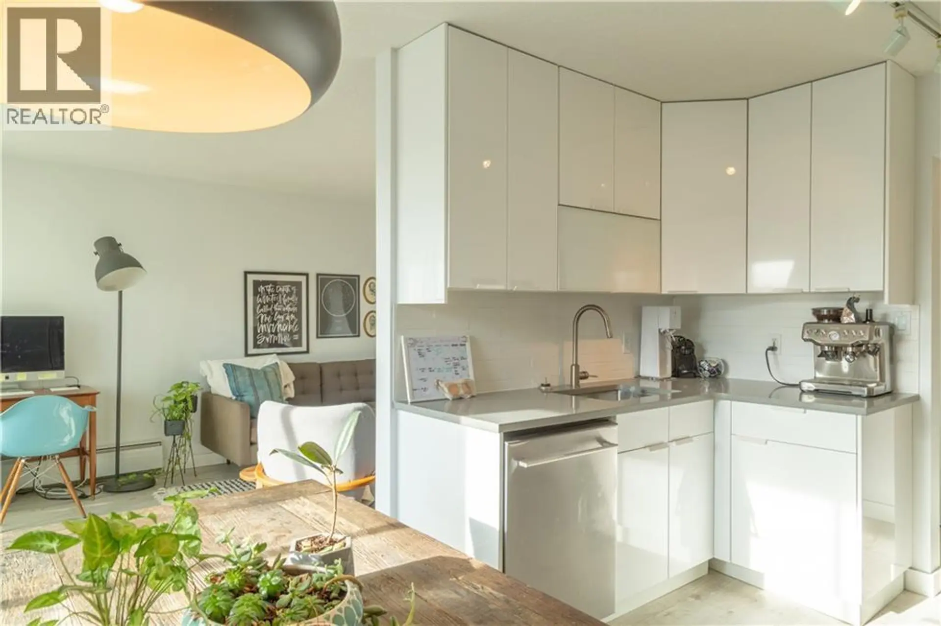 #405 523 15 Avenue SW - Image 4