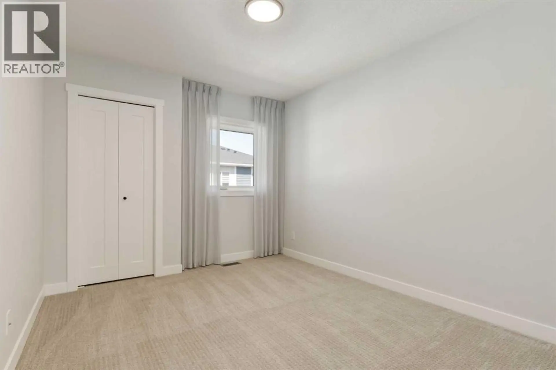 121 Walden Lane SE - Image 13