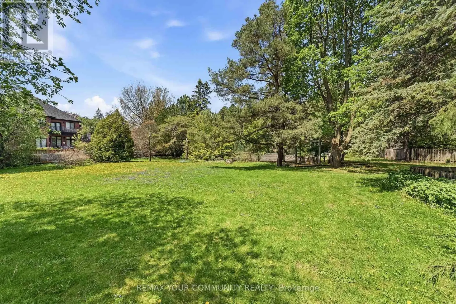 30 CROSSLEY COURT - Image 18
