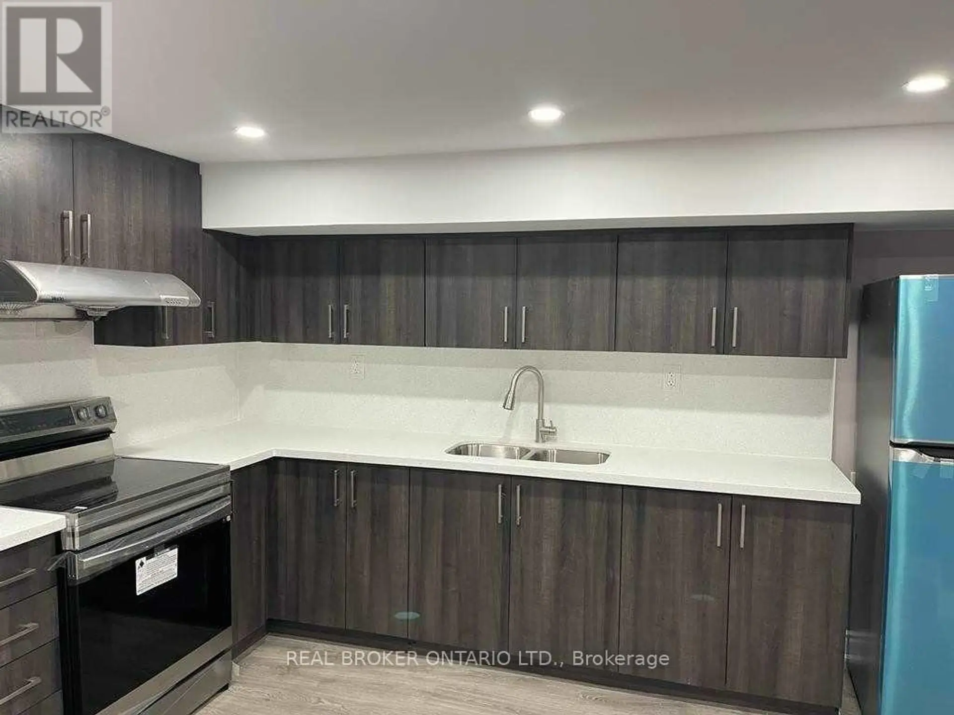 320 WILLIAMS AVENUE - Image 15