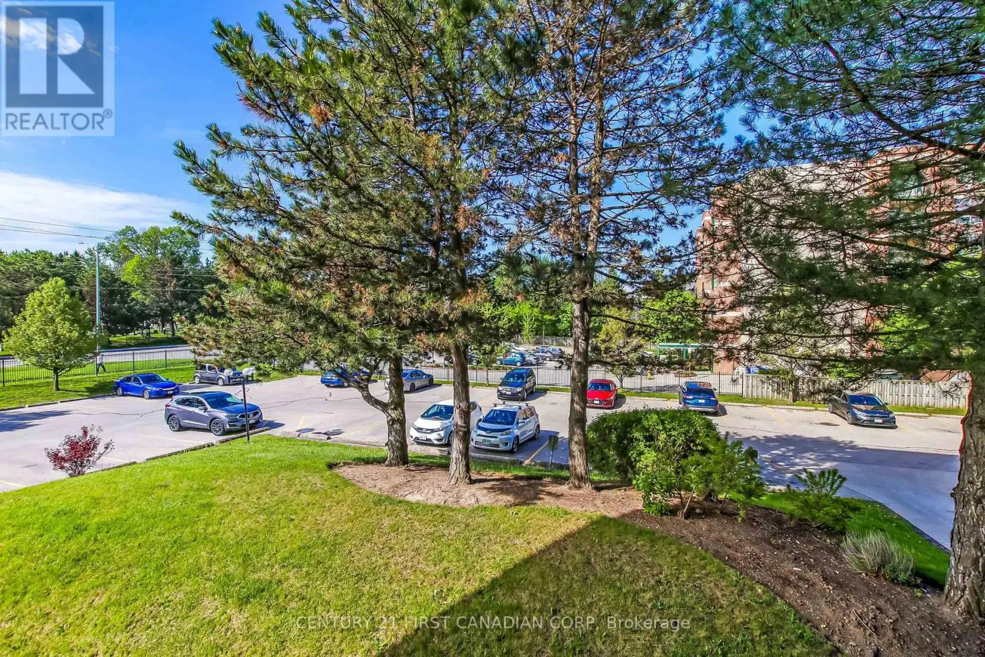 #204 986 HURON STREET - Image 16