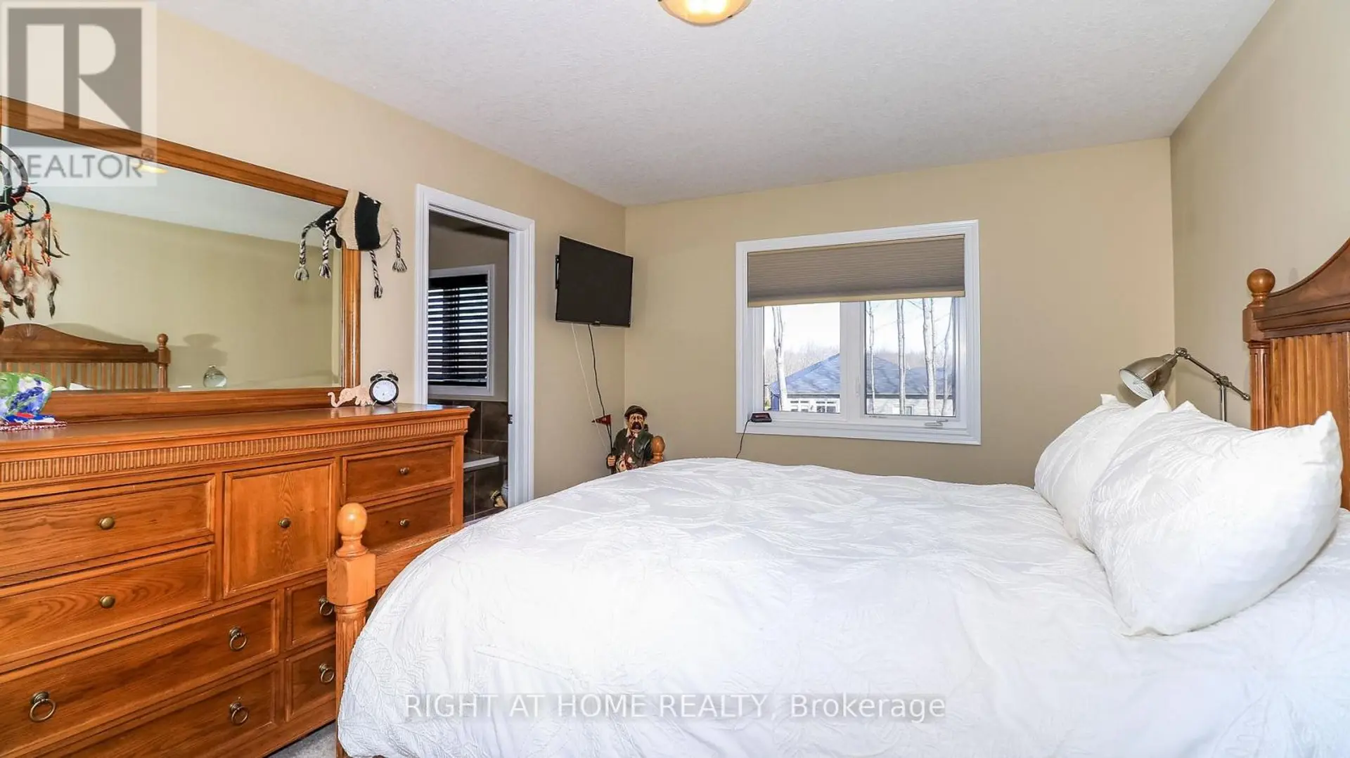 28 HUNTER AVENUE - Image 13