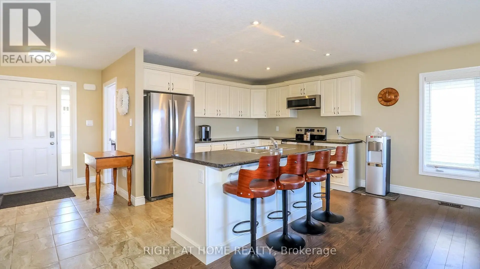 28 HUNTER AVENUE - Image 5