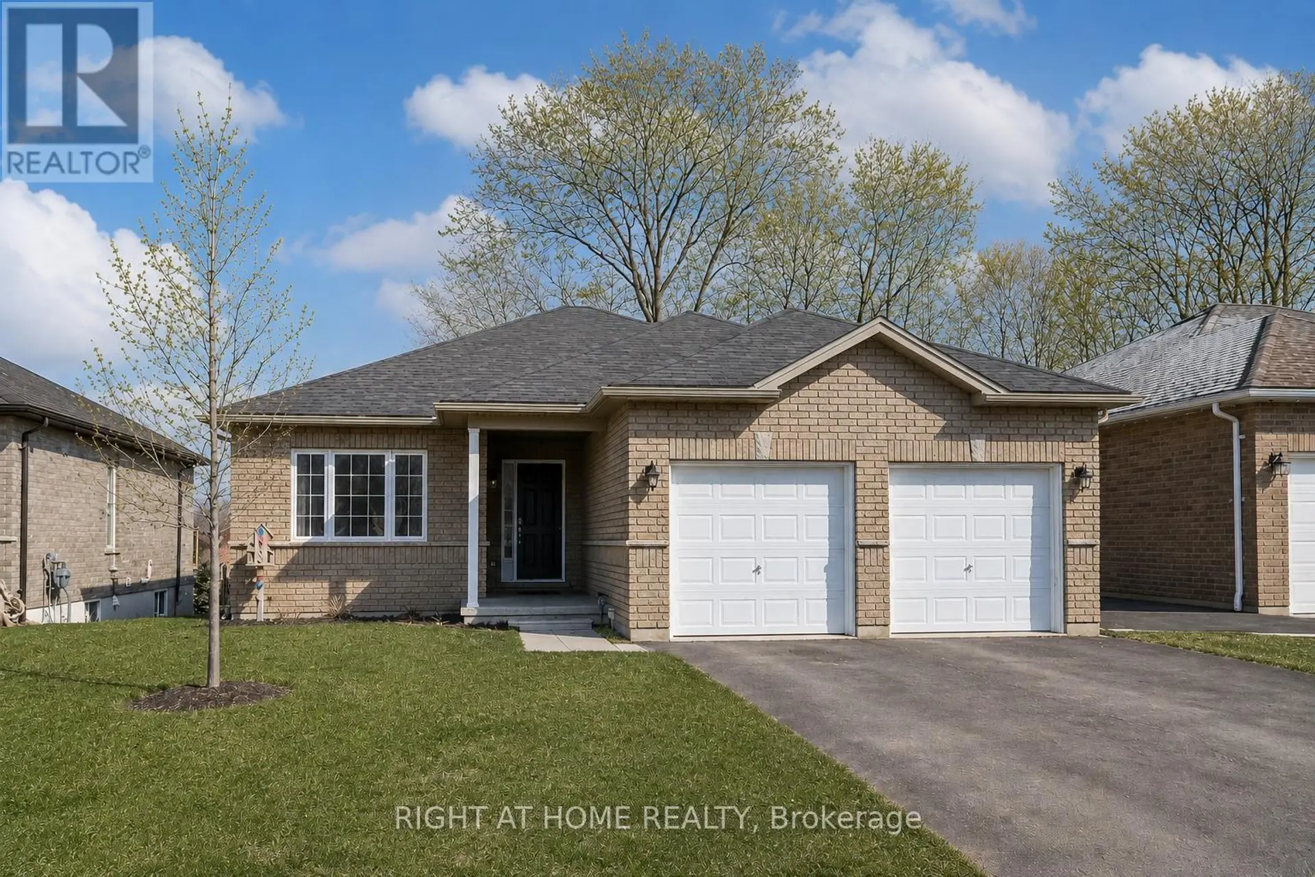 28 HUNTER AVENUE - Image 1