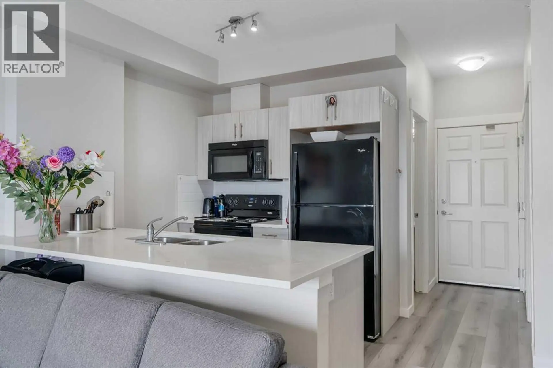 #1417 215 Legacy Boulevard SE - Image 5