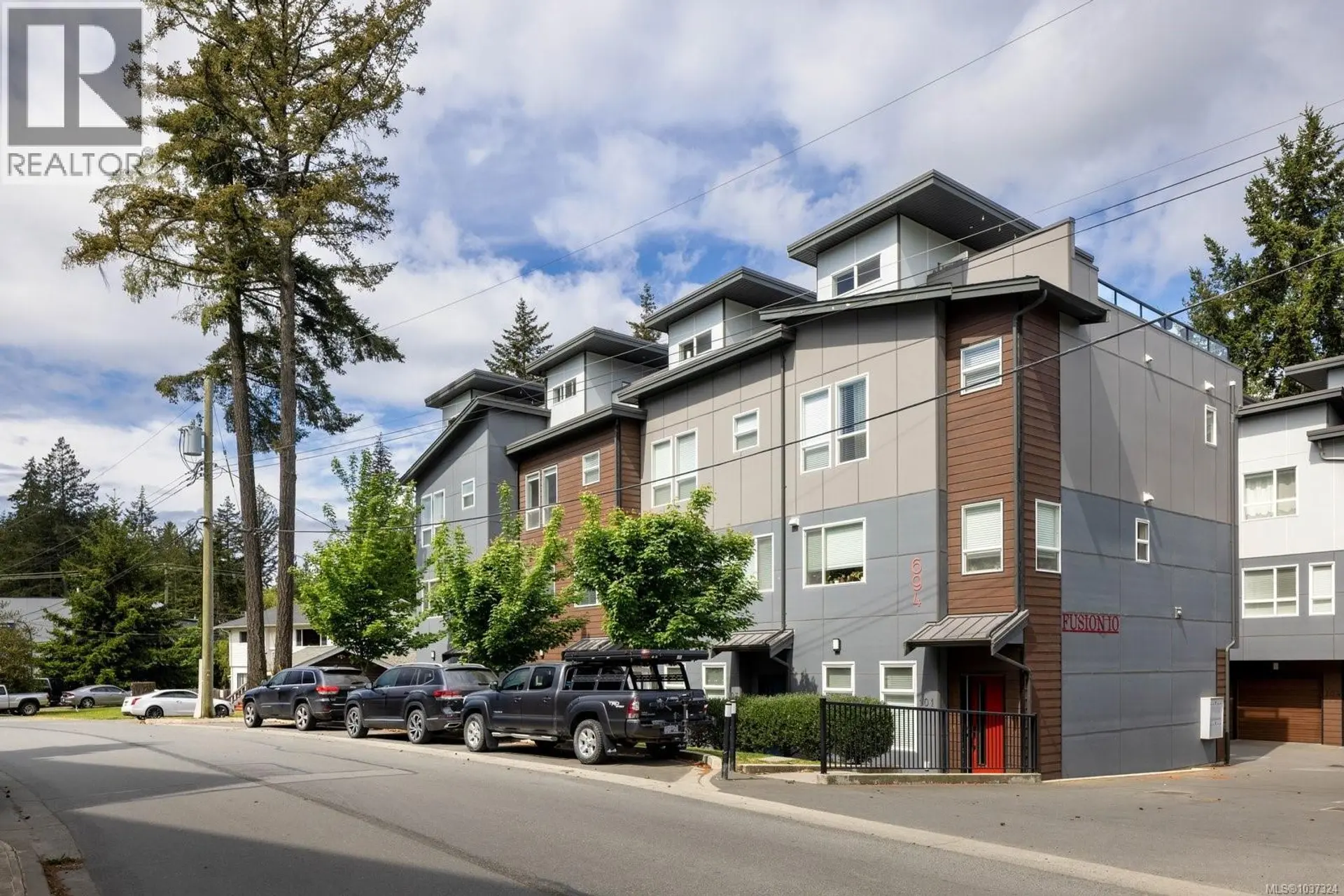 Property at #105 694 Hoylake Ave, Langford, BC