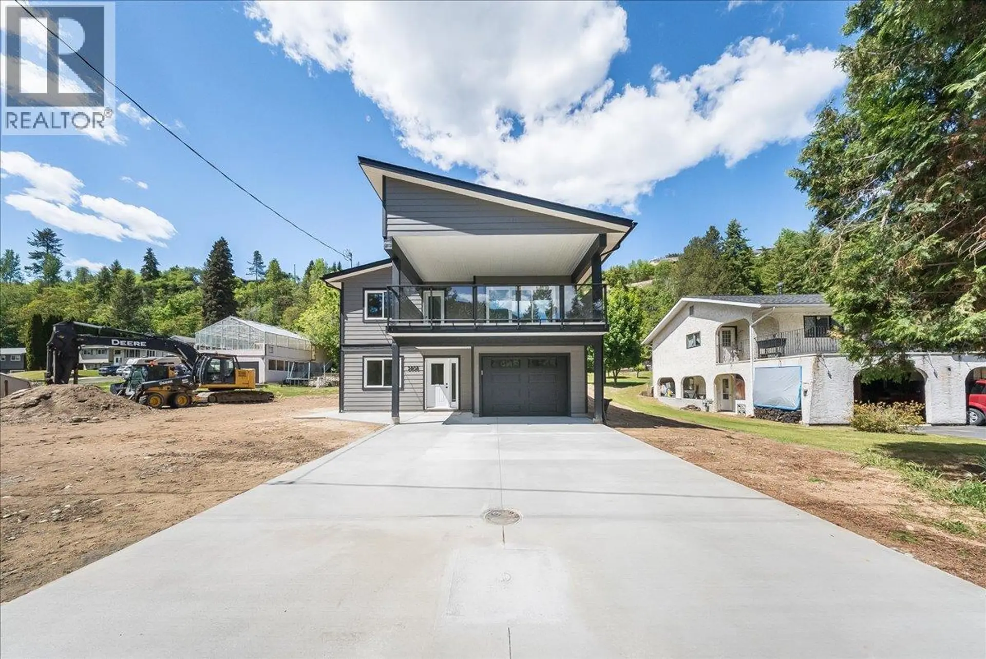 Property at 2808 1st Avenue, Castlegar, BC