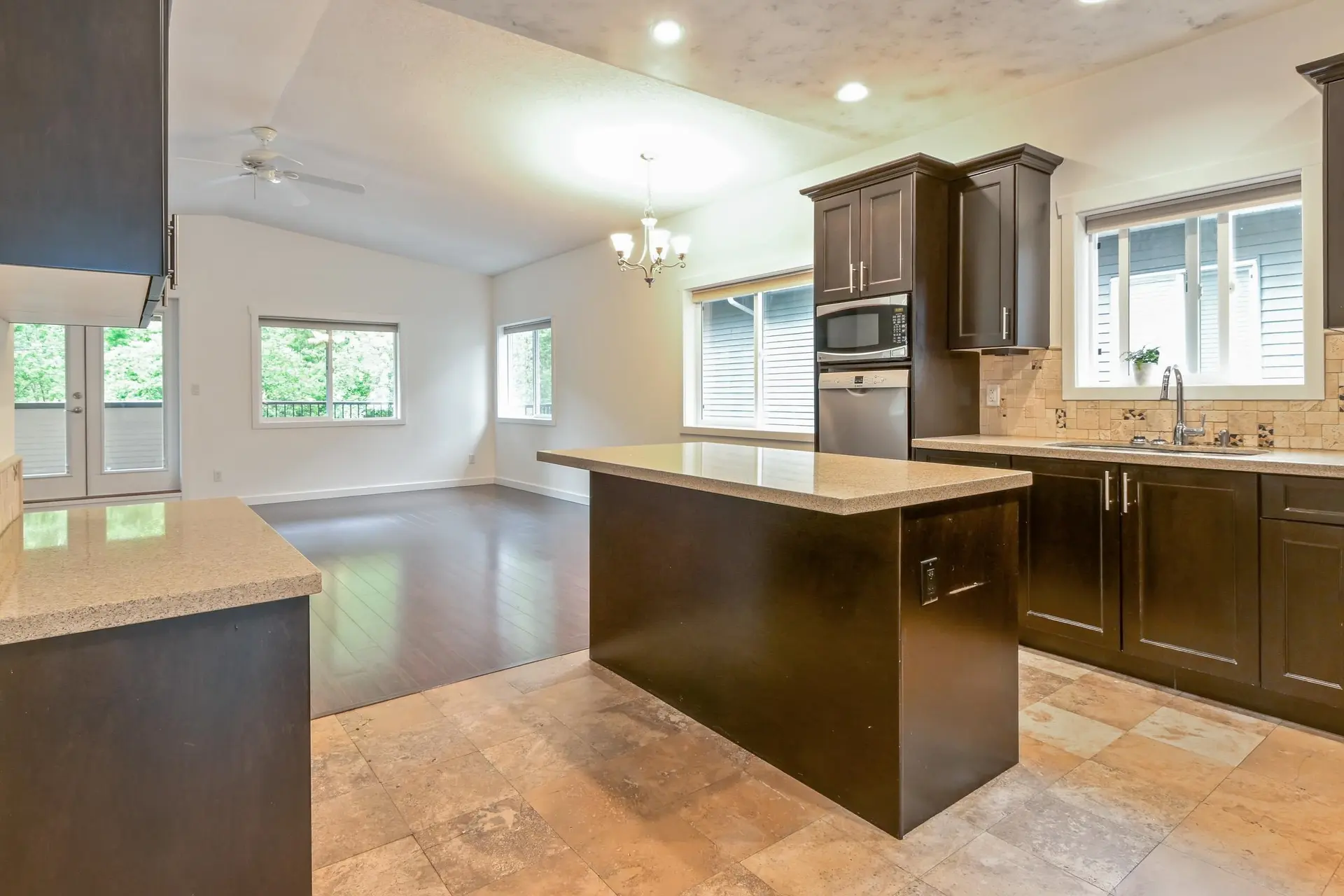 34028 Walnut Avenue - Image 6