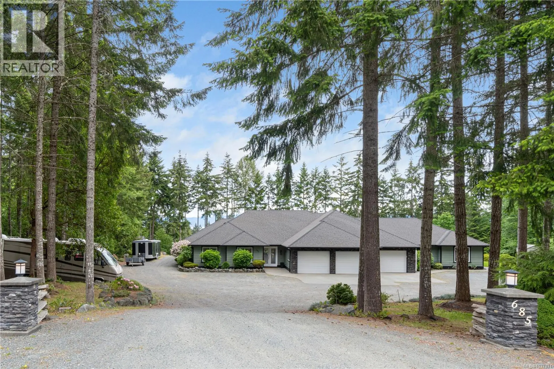 Property at 685 Wildgreen Way, Parksville, BC